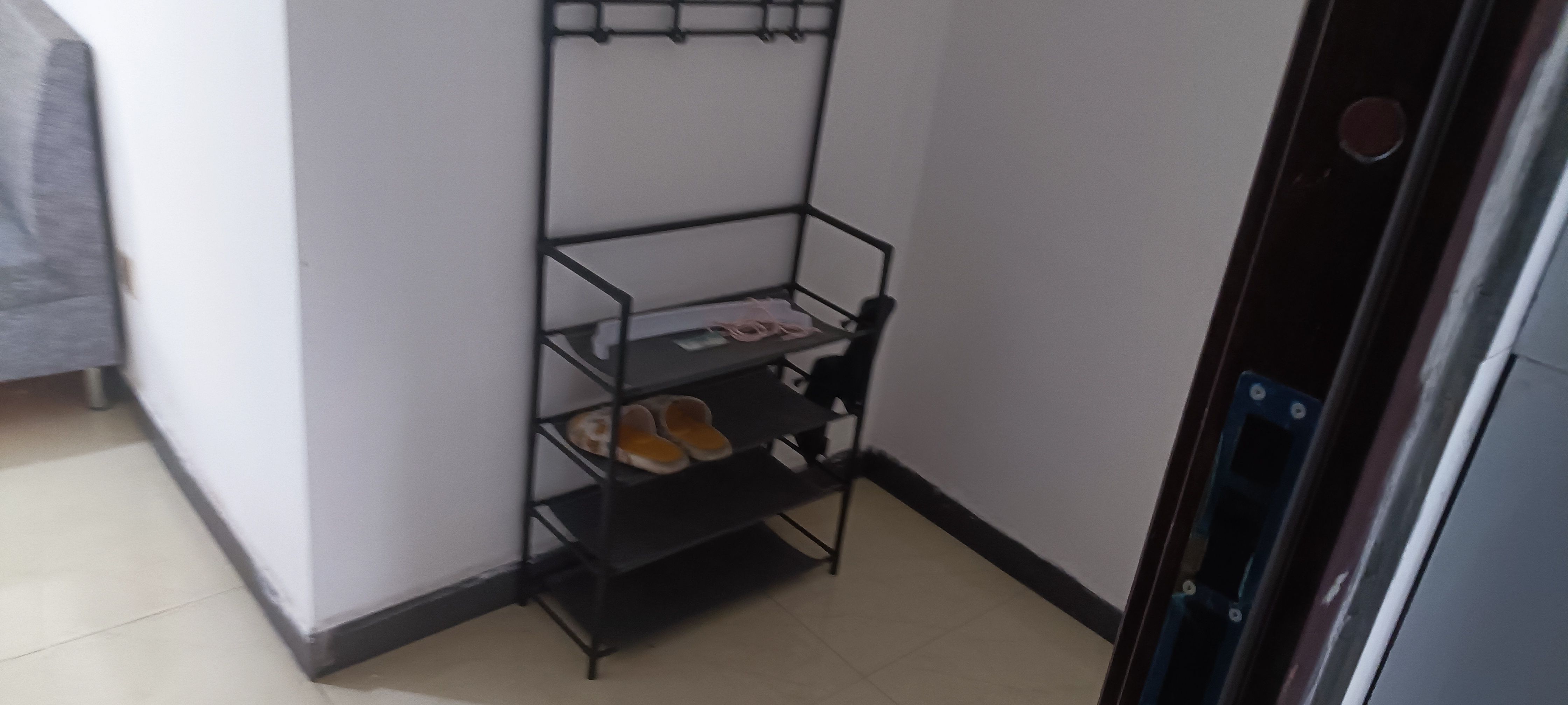 檀山湾小区  3室2厅1卫   2600.00元/月室内图