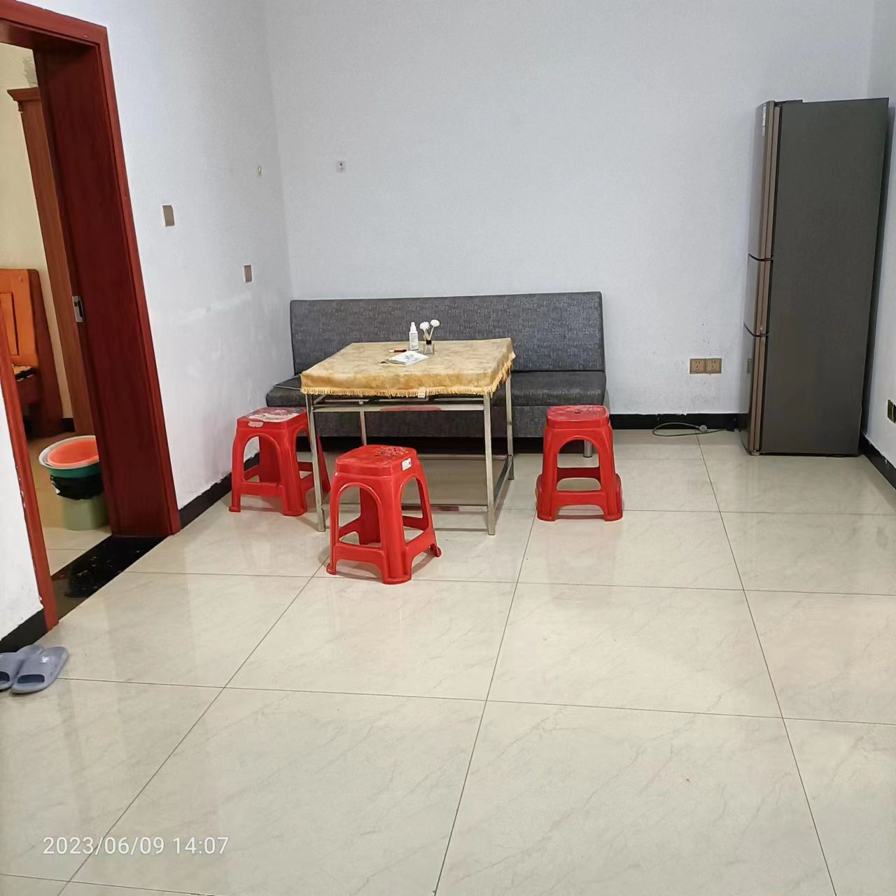 檀山湾小区  1室1厅1卫   600.00元/月室内图1