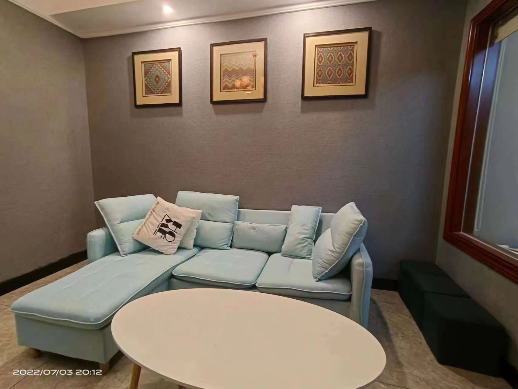 江岸公馆 1室1厅1卫 1700.00元/月 江岸公馆 1室1厅1卫 1700.00元/月室内图