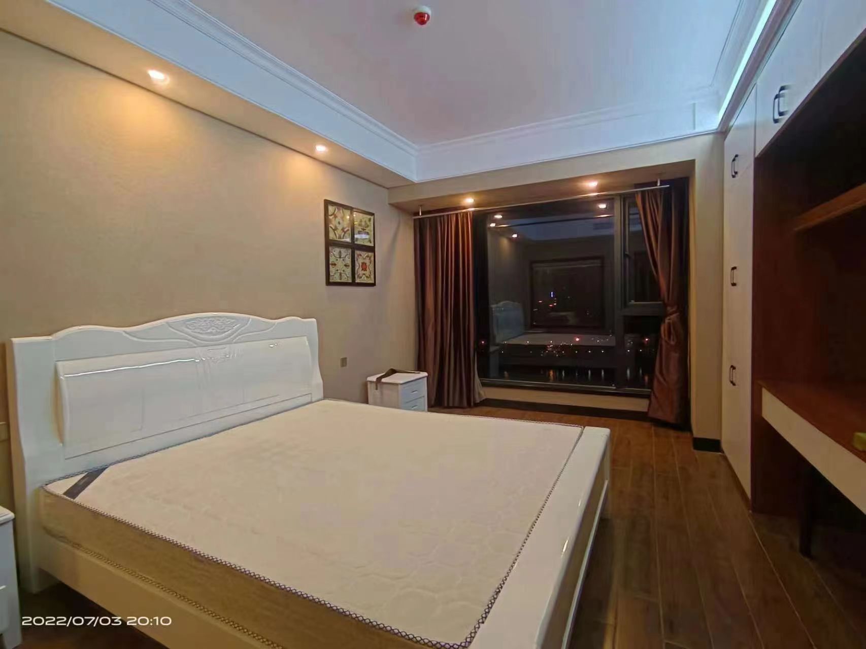 江岸公馆 1室1厅1卫 1700.00元/月 江岸公馆 1室1厅1卫 1700.00元/月室内图