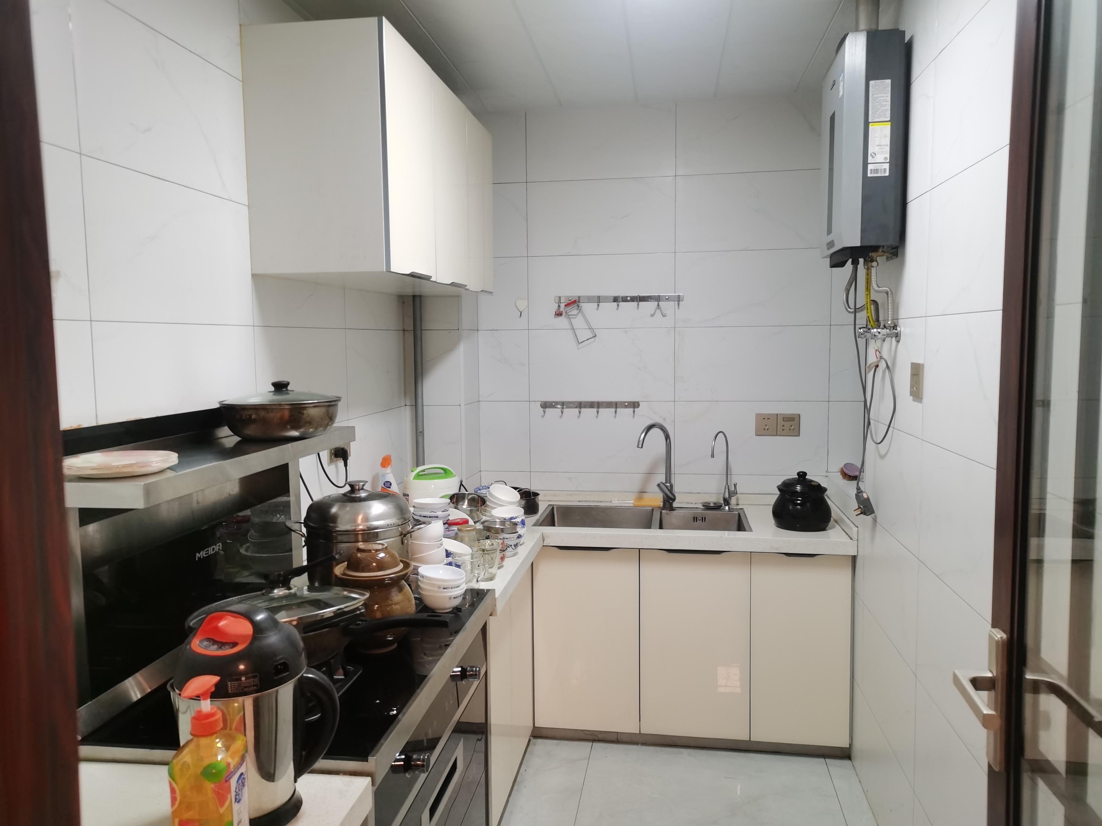 银泰财富广场 3室2厅1卫 60.0万 银泰财富广场 3室2厅1卫 60.0万室内图