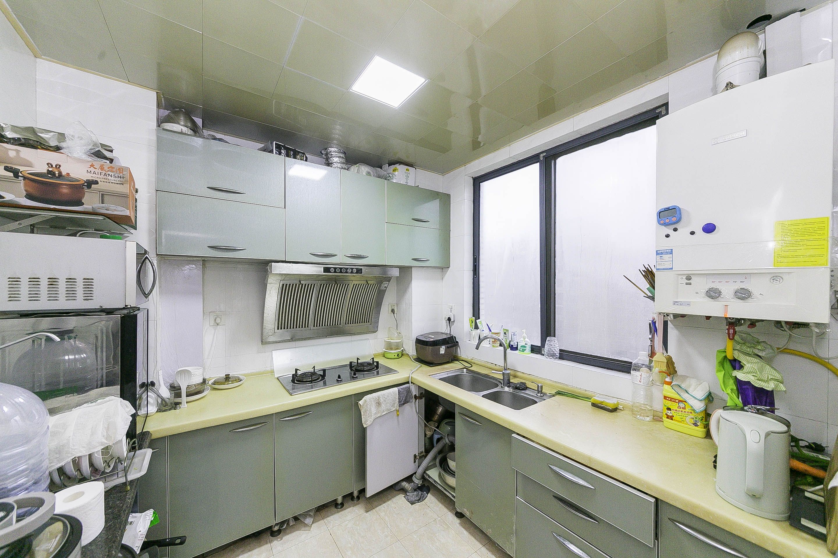 满庭芳小区 3室2厅1卫 109.0万 满庭芳小区 3室2厅1卫 109.0万厨房