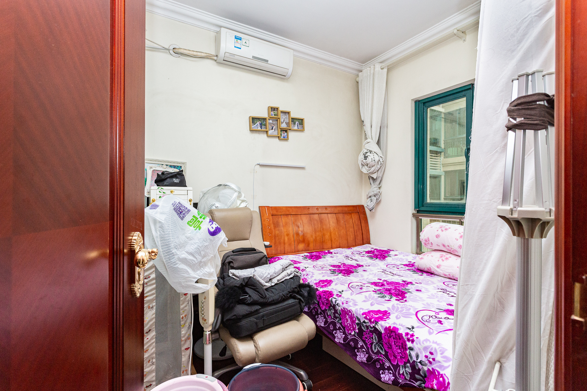 恒大名都 3室2厅2卫 70.0万 恒大名都 3室2厅2卫 70.0万卧室