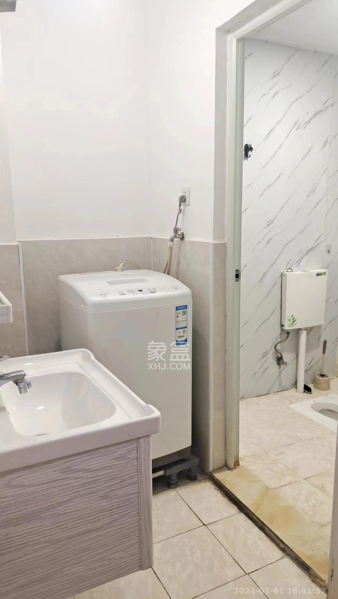 崇文阁（省教育厅宿舍）  4室2厅2卫   3800.00元/月室内图