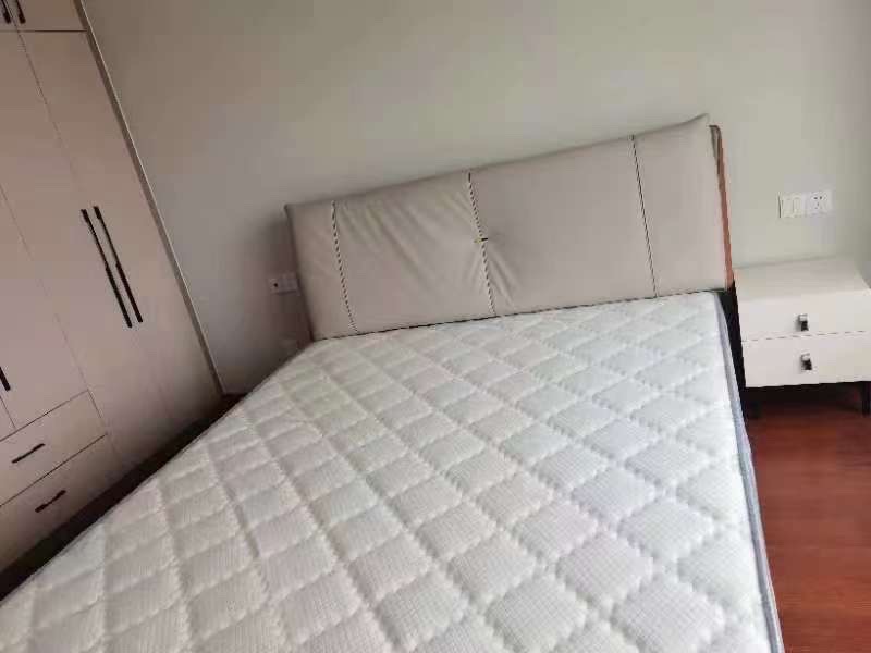恒大滨河左岸  3室2厅2卫   3300.00元/月室内图