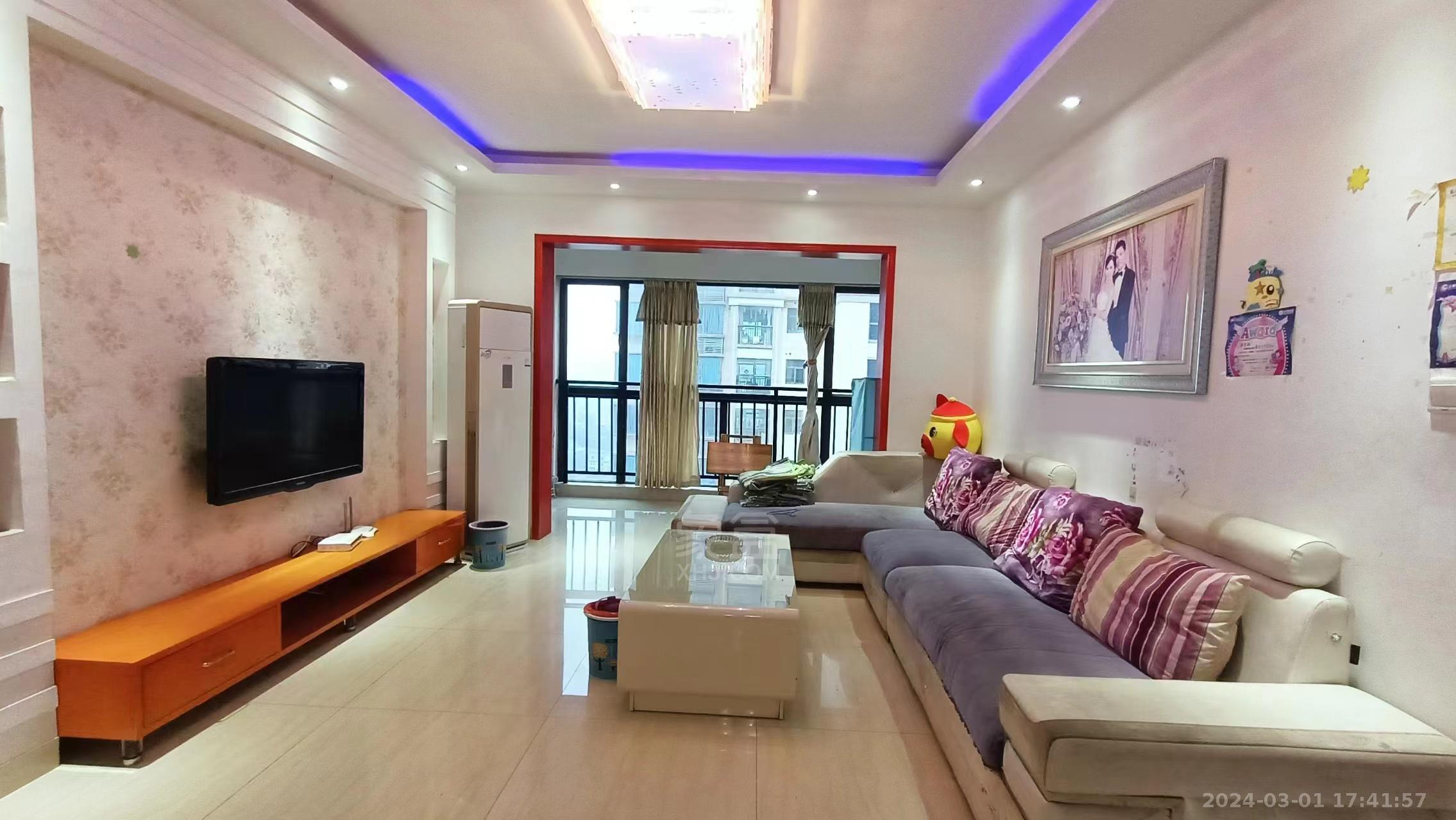 水岸花城(翠堤湾) 3室2厅2卫 1750.00元/月 水岸花城(翠堤湾) 3室2厅2卫 1750.00元/月室内图