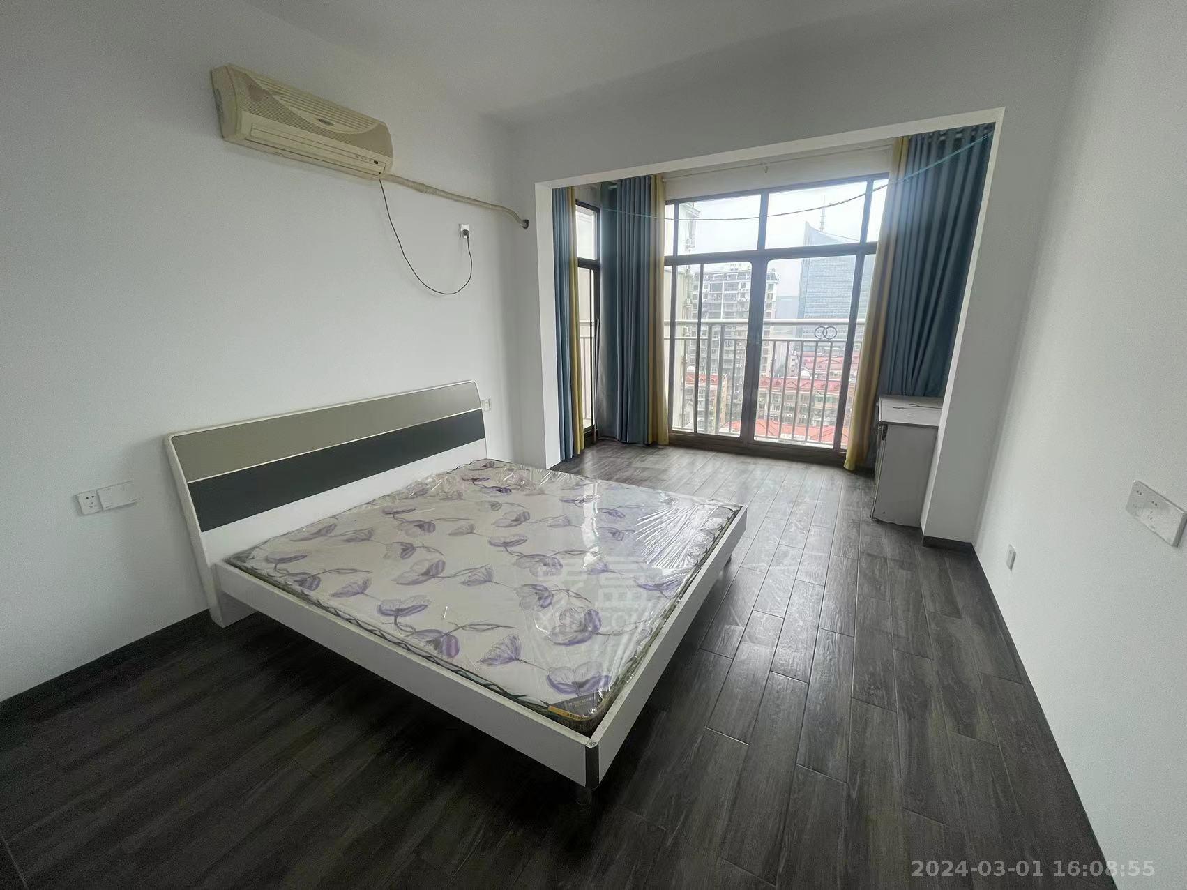 明月湖 3室2厅2卫 1800.00元/月 明月湖 3室2厅2卫 1800.00元/月室内图