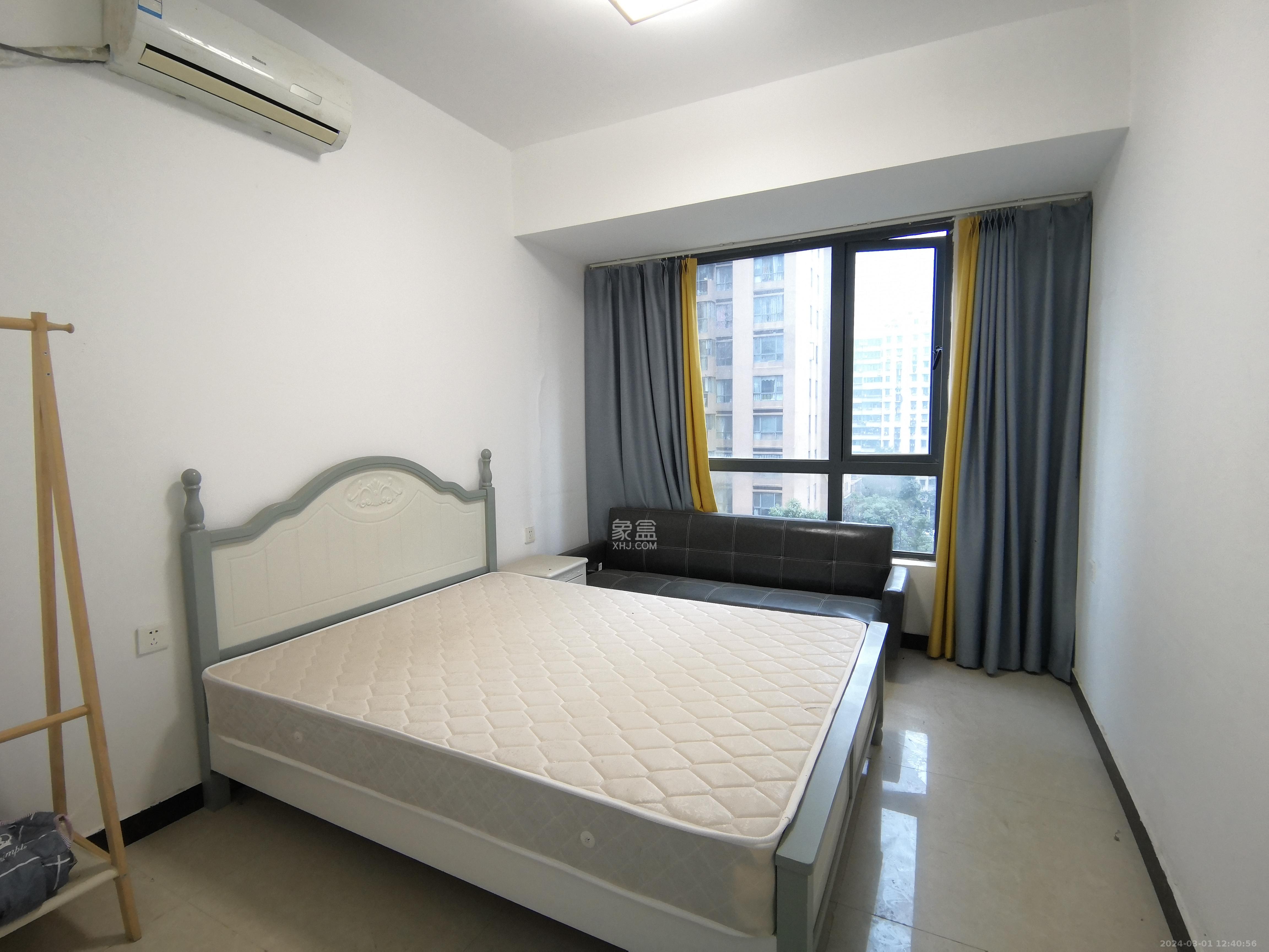 万博汇  2室2厅1卫   2800.00元/月室内图