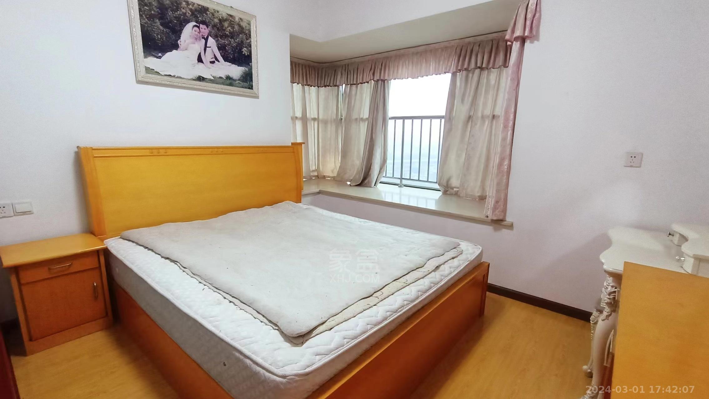 水岸花城(翠堤湾) 3室2厅2卫 1750.00元/月 水岸花城(翠堤湾) 3室2厅2卫 1750.00元/月室内图