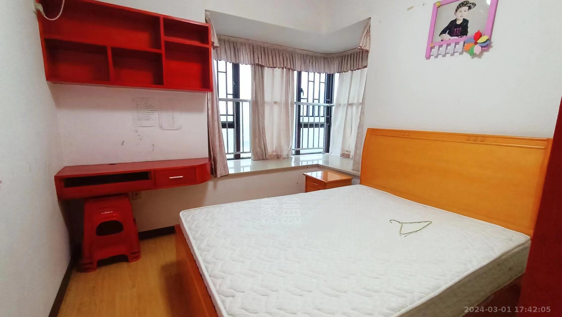 水岸花城(翠堤湾) 3室2厅2卫 1750.00元/月 水岸花城(翠堤湾) 3室2厅2卫 1750.00元/月室内图