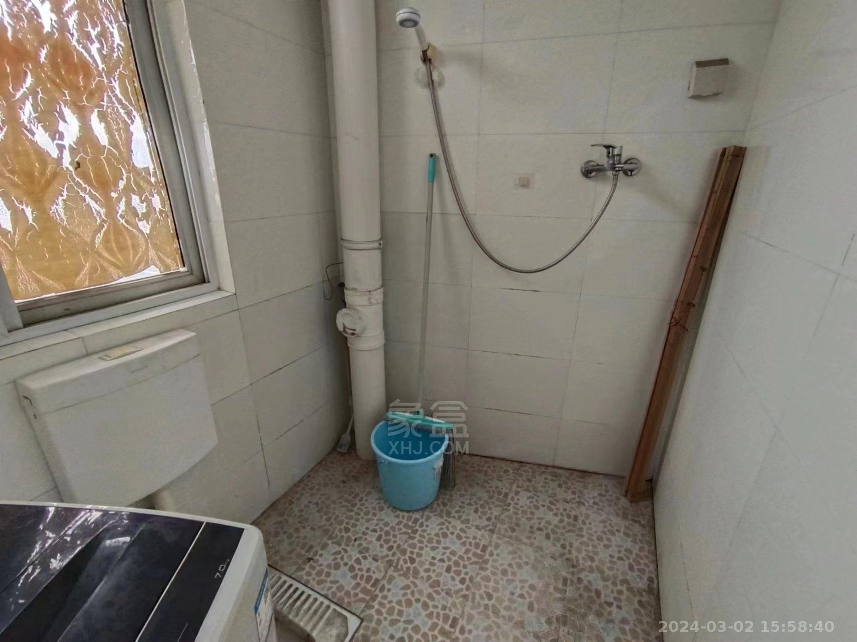 湘水1号 1室1厅1卫 700.00元/月 湘水1号 1室1厅1卫 700.00元/月室内图