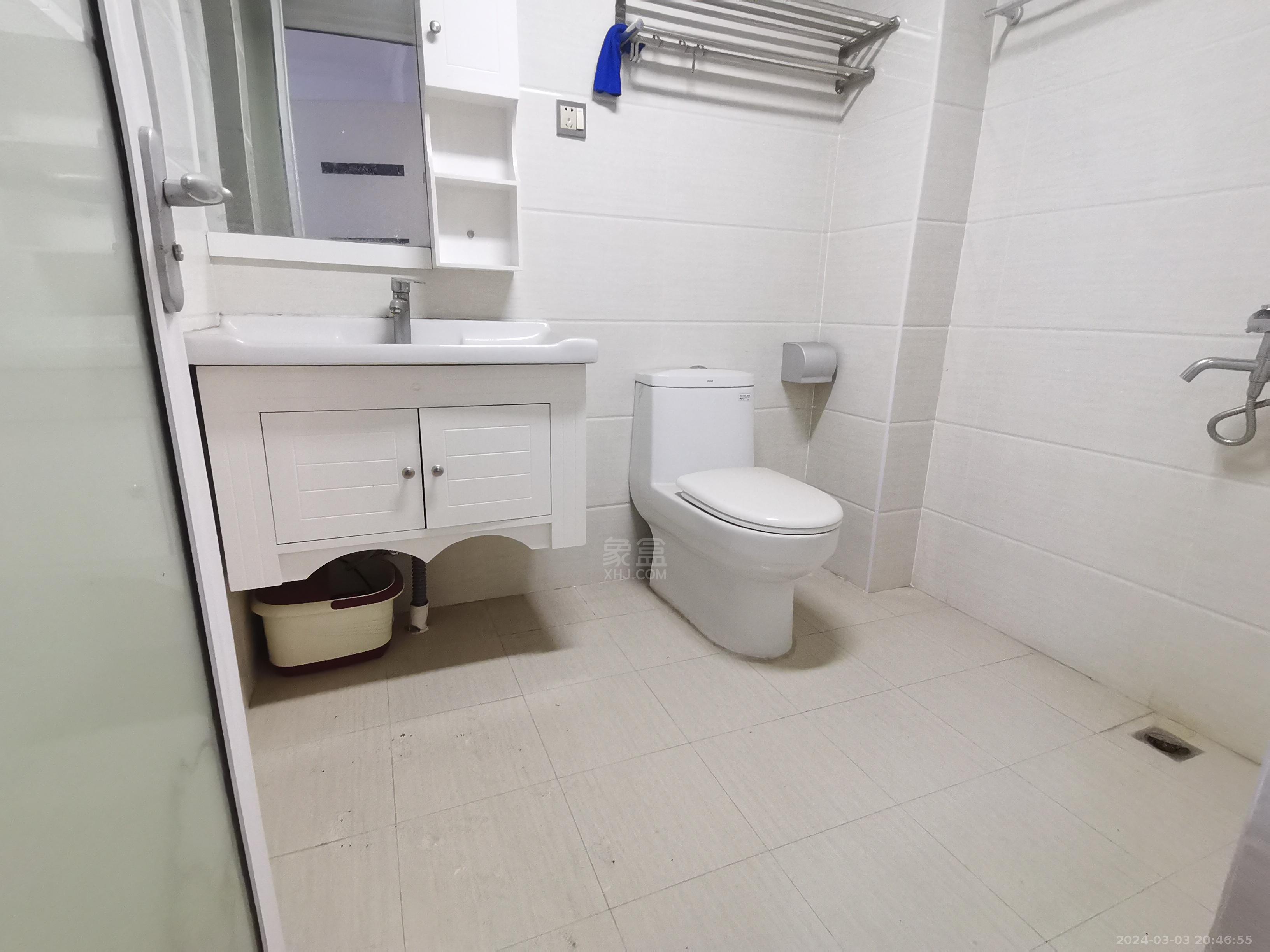 凯风珑城 3室2厅2卫 1500.00元/月 凯风珑城 3室2厅2卫 1500.00元/月室内图