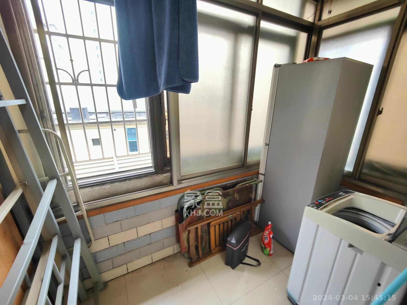 东风二村煤炭宿舍  4室2厅1卫   2500.00元/月室内图