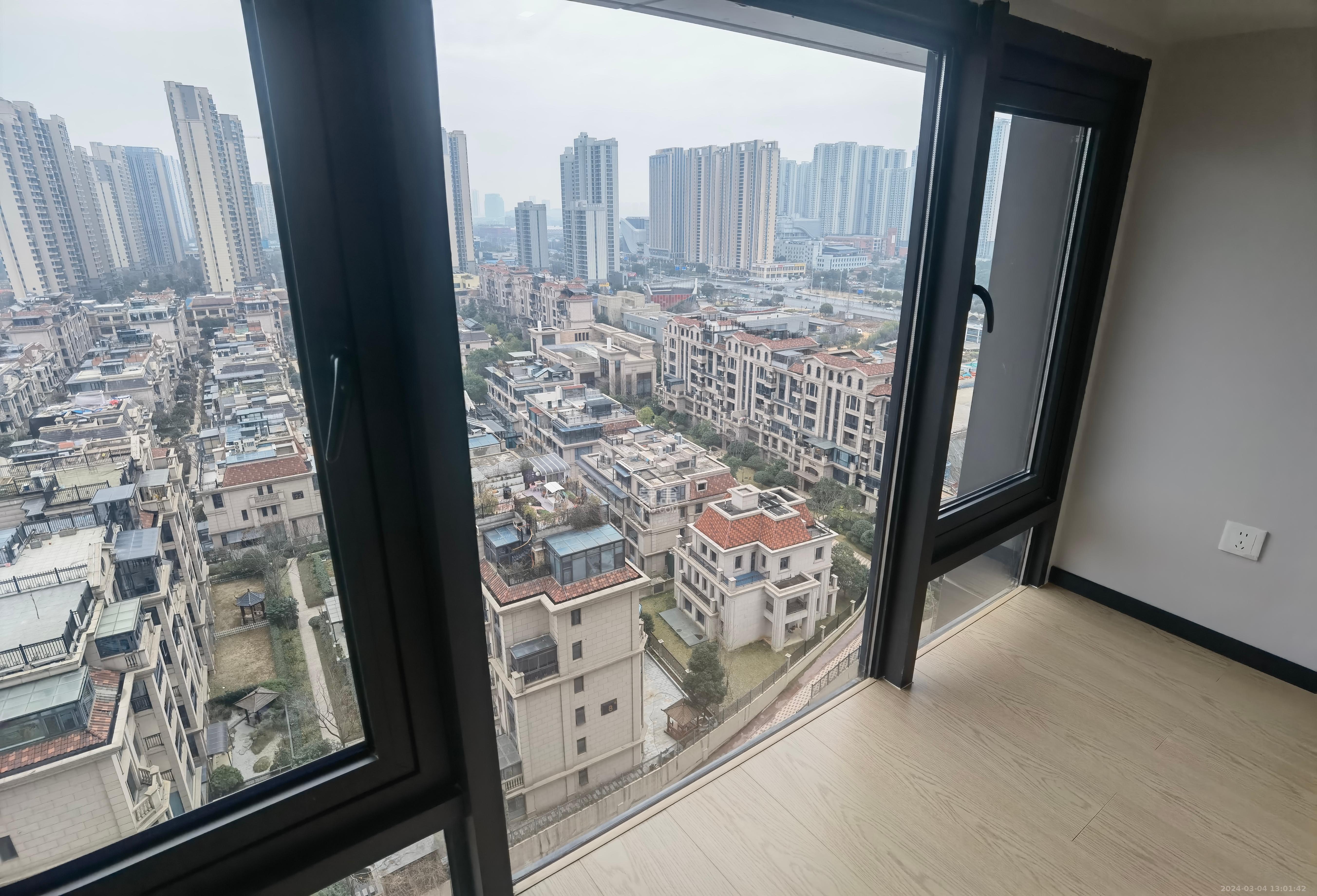 明昇壹城（明昇时代广场）三期  2室1厅1卫   3000.00元/月室内图