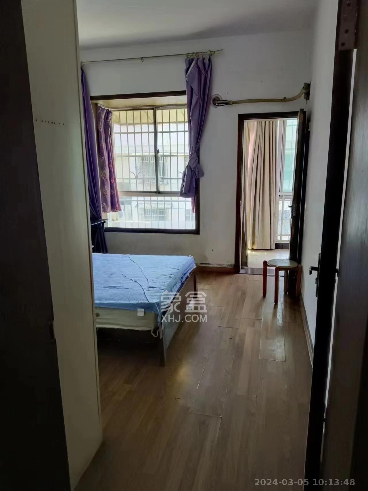 中南汽车世界  3室2厅2卫   1200.00元/月室内图