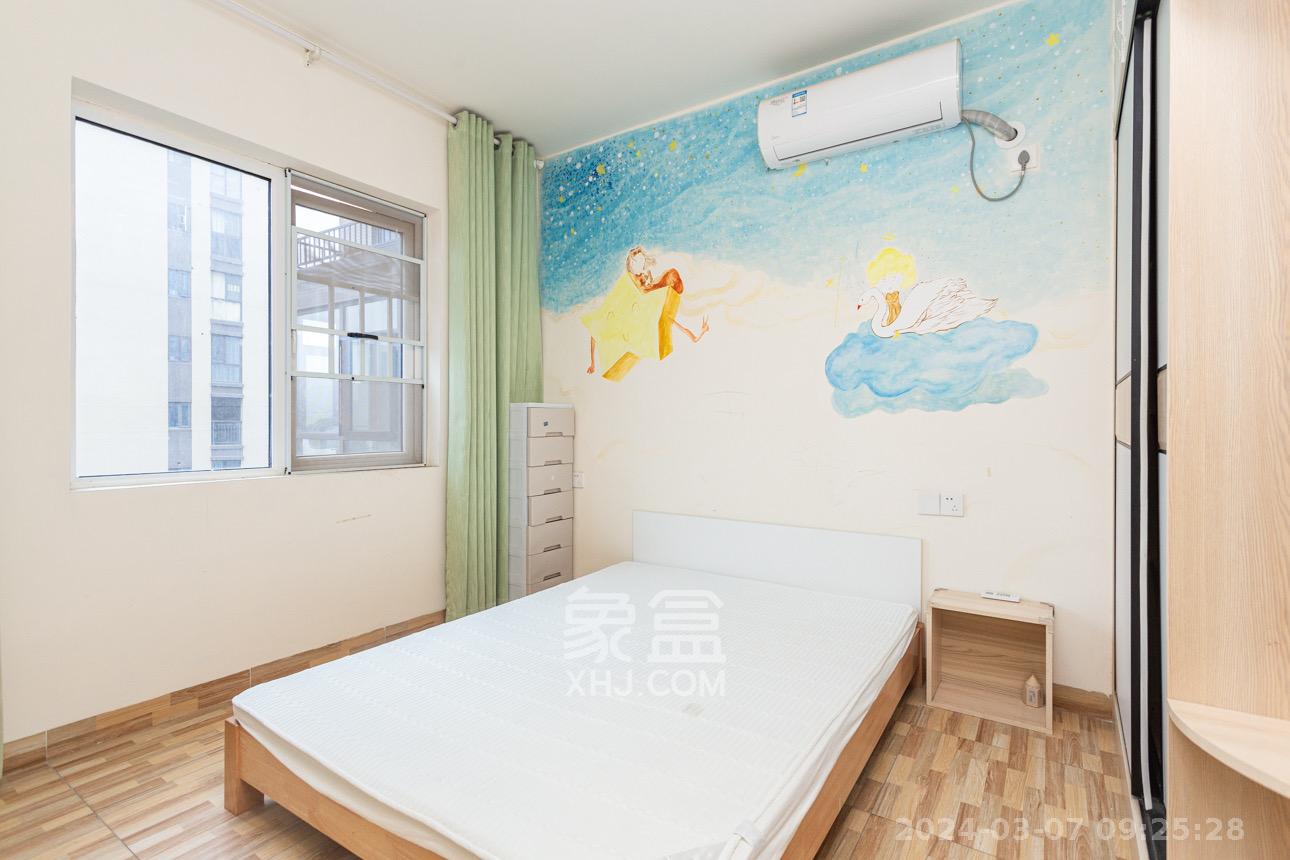 山与墅  3室2厅1卫   1800.00元/月室内图