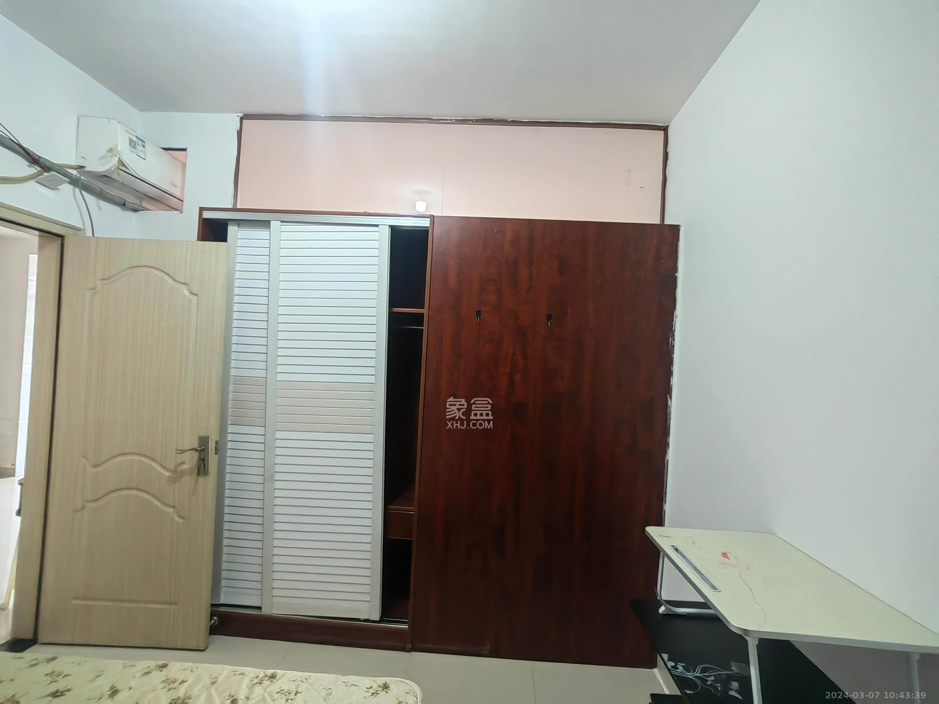龙塘安置区（龙塘小区）  0室0厅0卫   1400.00元/月室内图