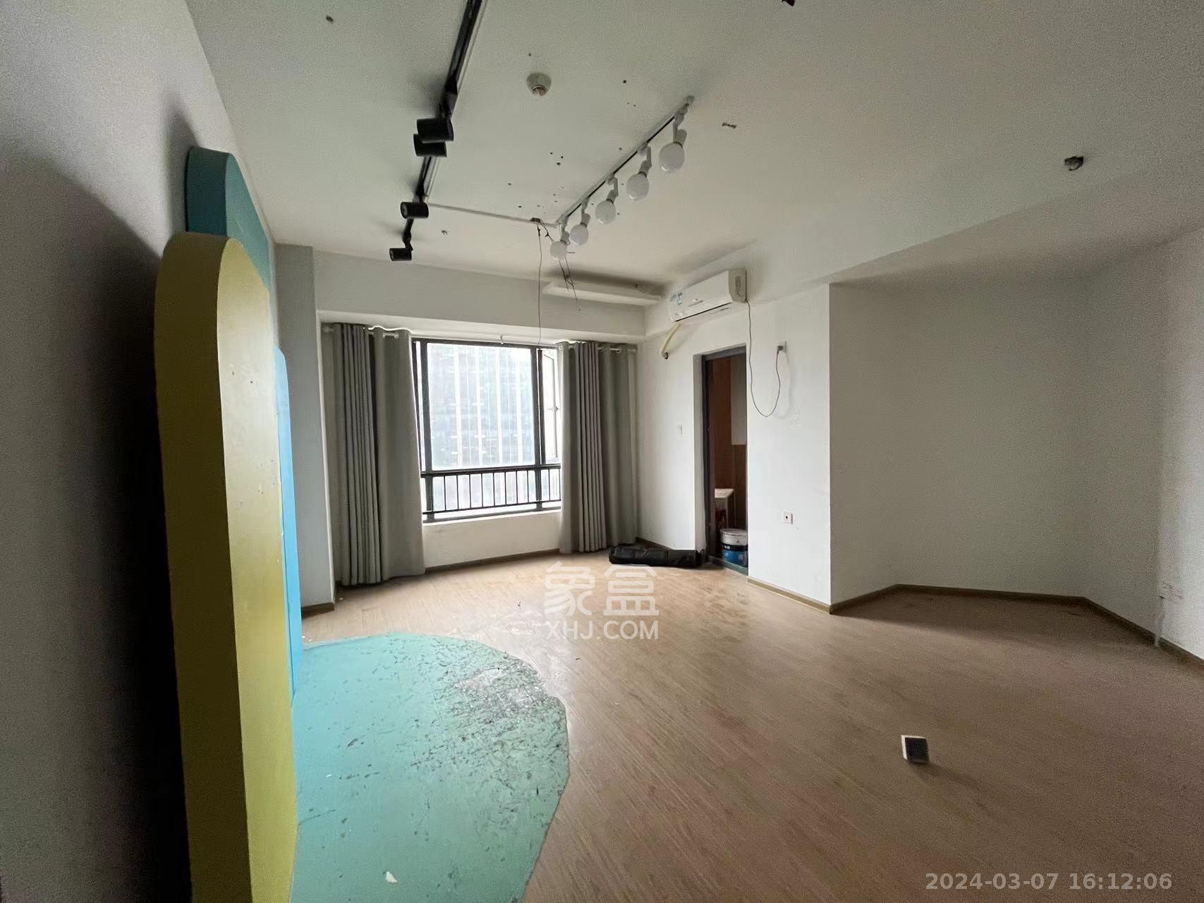 万博汇  1室1厅1卫   2000.00元/月室内图