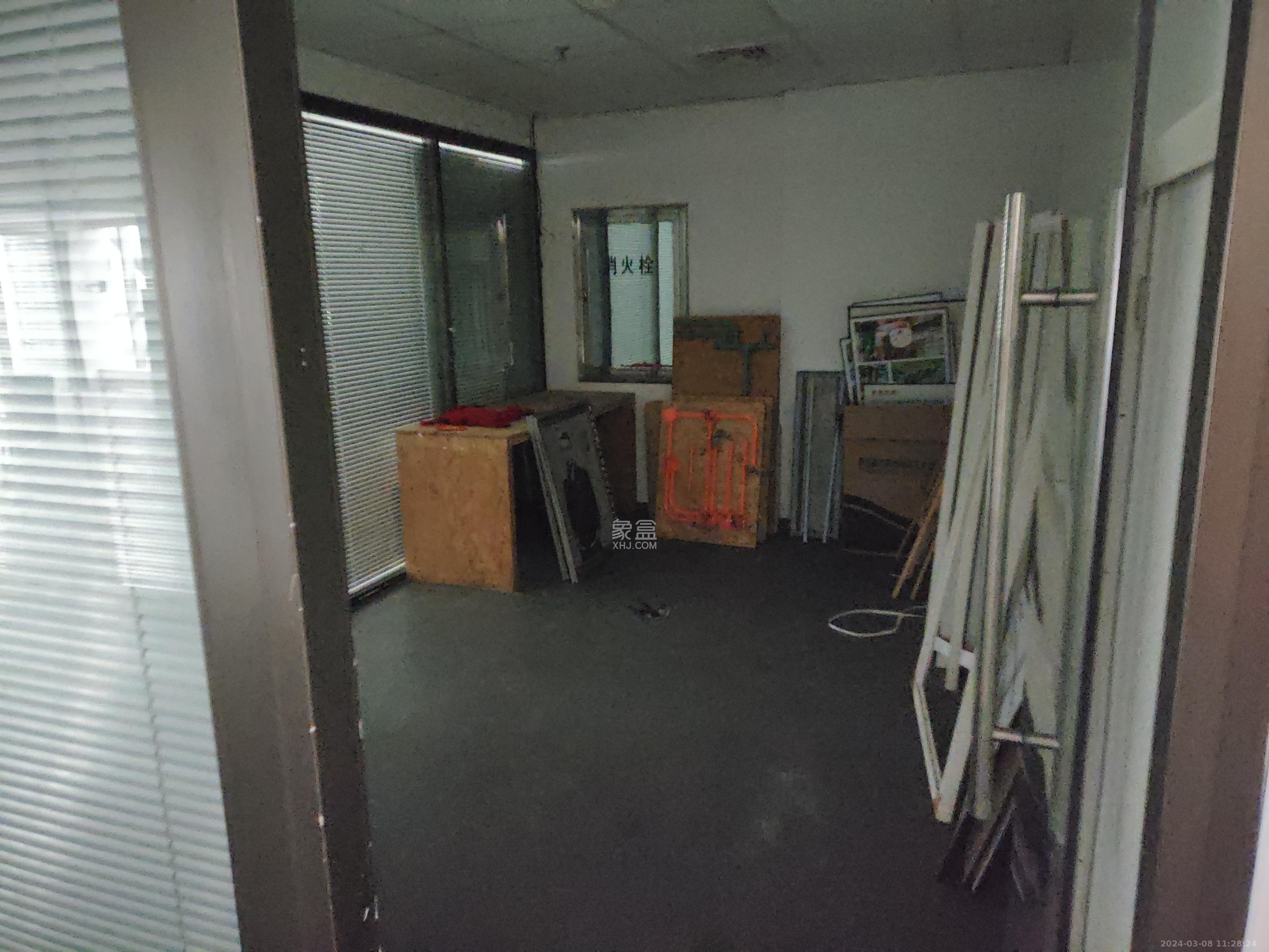 亚大时代大厦  1室0厅1卫   14000.00元/月室内图