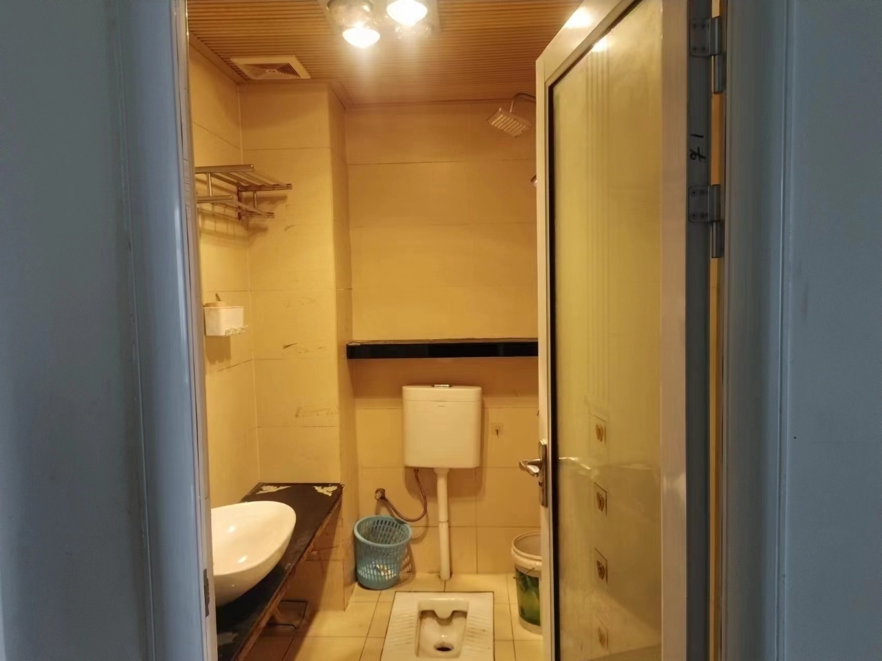 景明佳园 0室0厅0卫 1200.00元/月 景明佳园 0室0厅0卫 1200.00元/月室内图