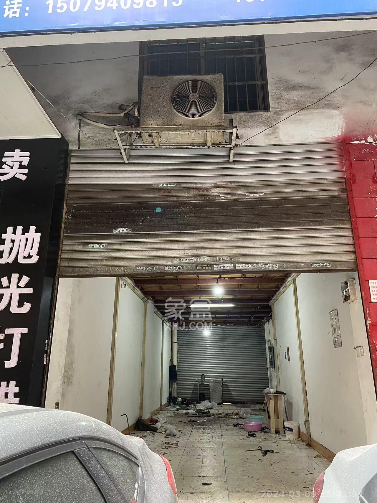 中南汽车世界   22.0㎡     1300.00元/月室内图