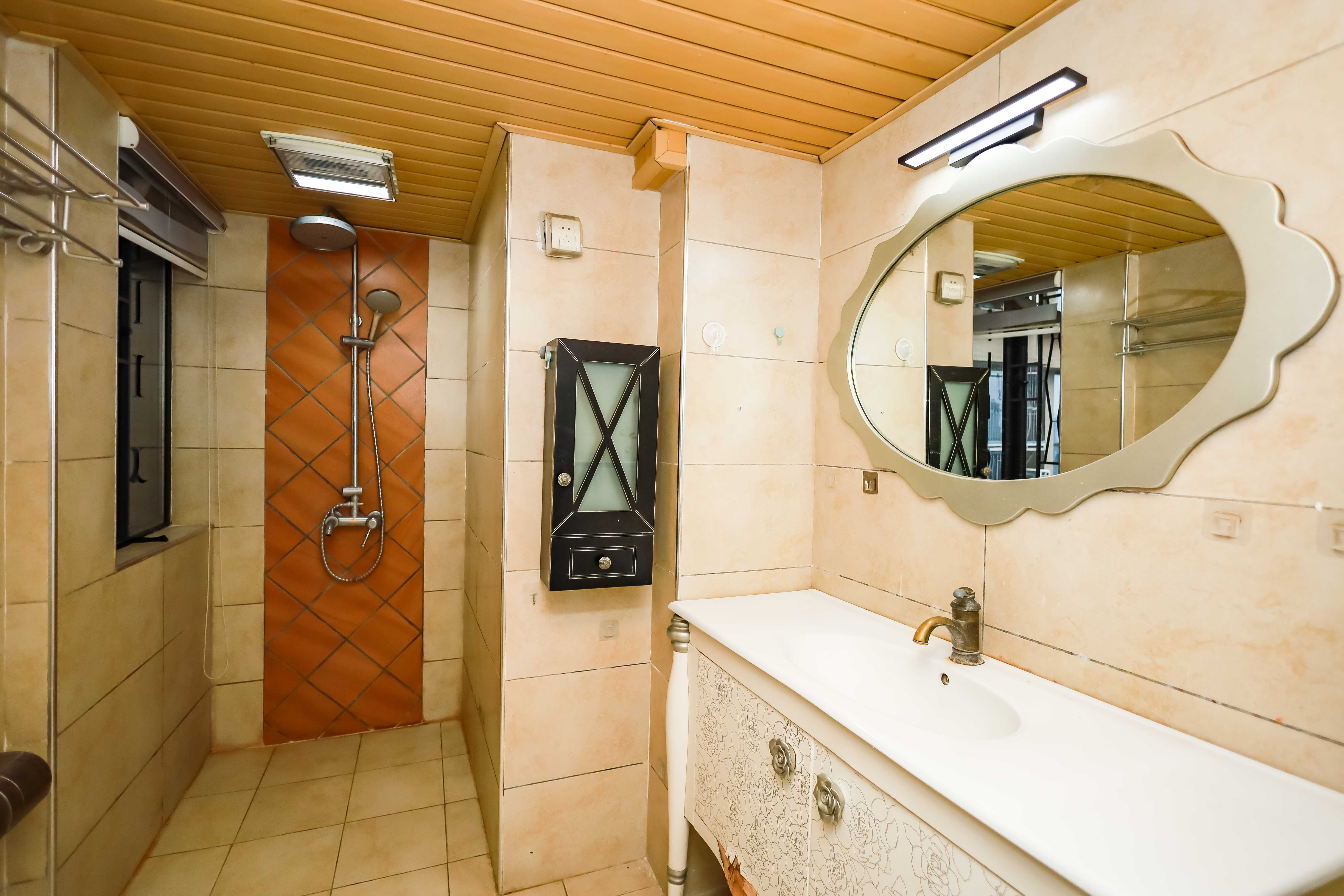 永祺西京 2室2厅1卫 100.0万 永祺西京 2室2厅1卫 100.0万卫生间