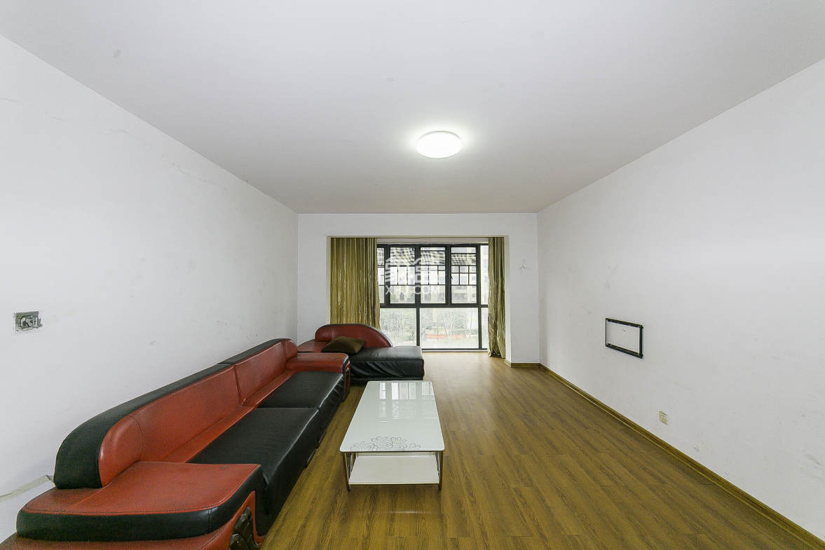 轻盐阳光CEO(轻盐雅苑)(轻奢时代) 3室2厅2卫 100.0万 轻盐阳光CEO(轻盐雅苑)(轻奢时代) 3室2厅2卫 100.0万客厅