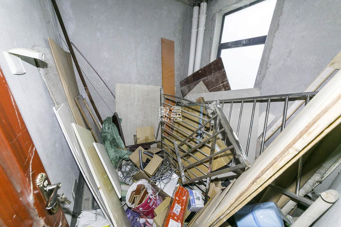 轻盐阳光CEO(轻盐雅苑)(轻奢时代) 3室2厅2卫 100.0万 轻盐阳光CEO(轻盐雅苑)(轻奢时代) 3室2厅2卫 100.0万其他