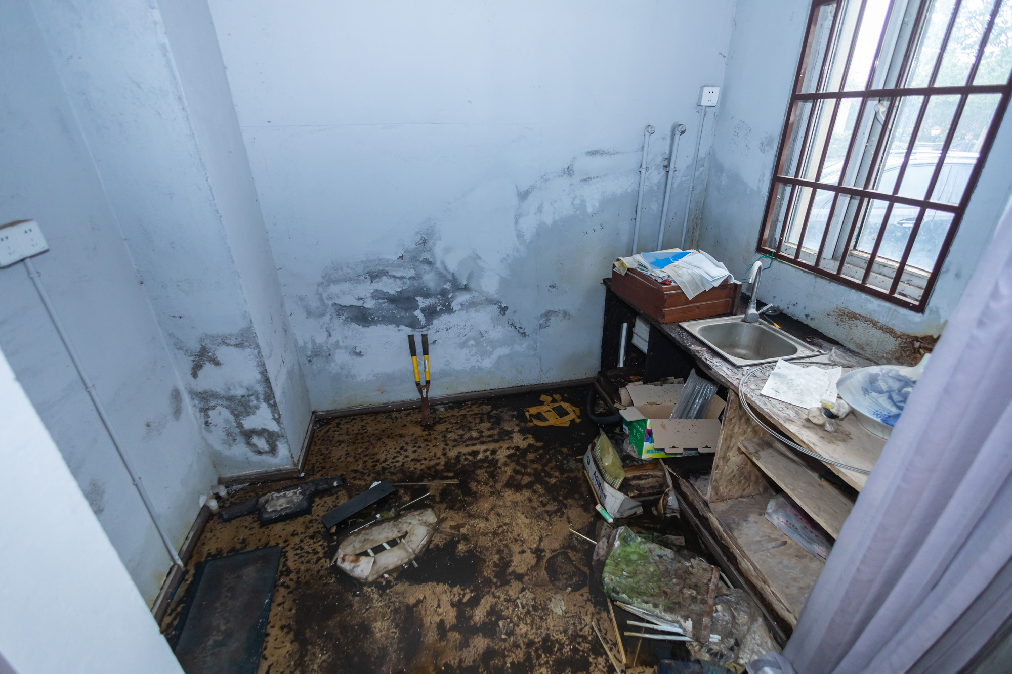 保利香槟国际  5室2厅1卫    306.0万 保利香槟国际  5室2厅1卫    306.0万厨房