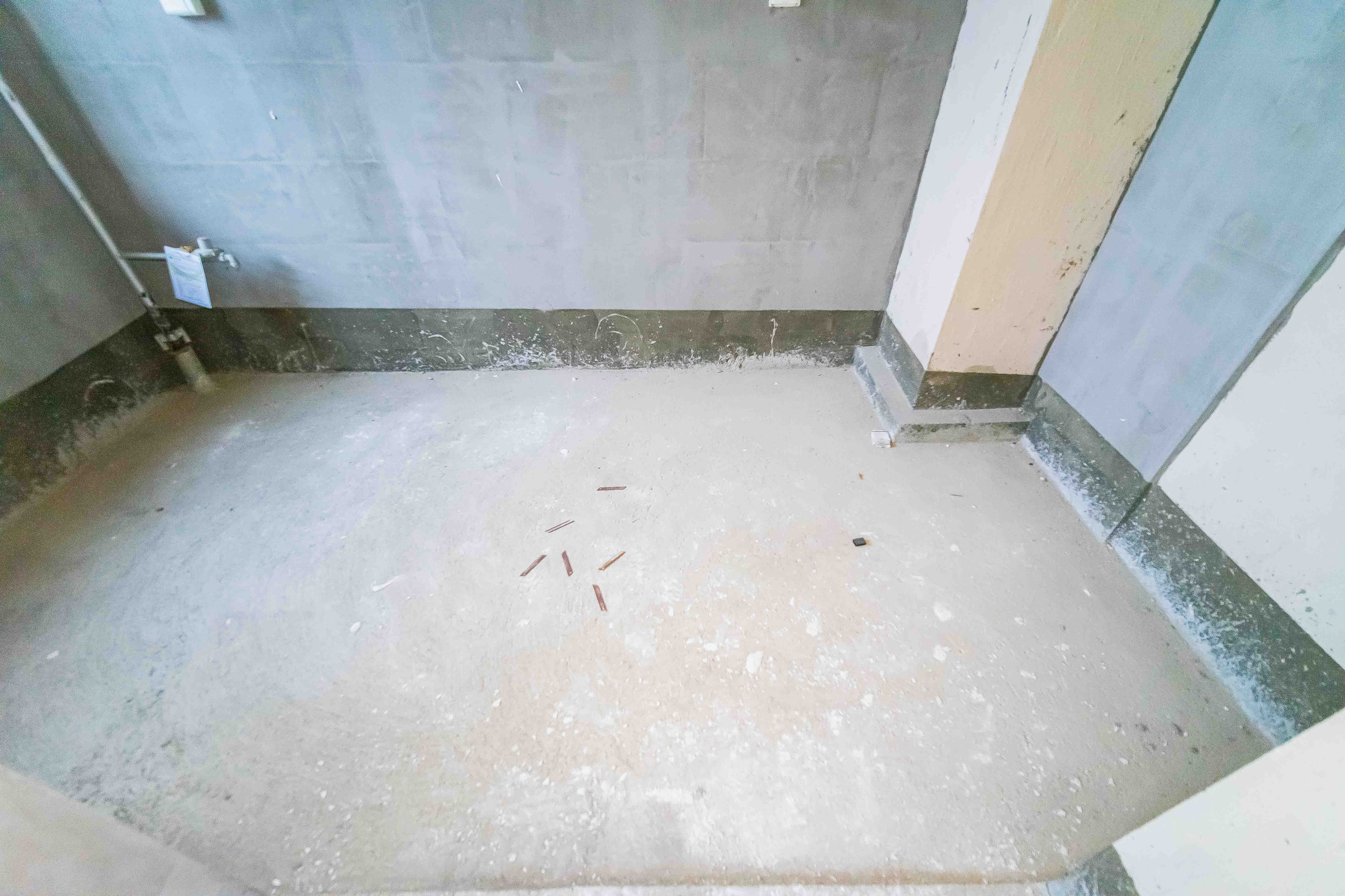 长房东旭国际  5室2厅2卫    240.0万其他