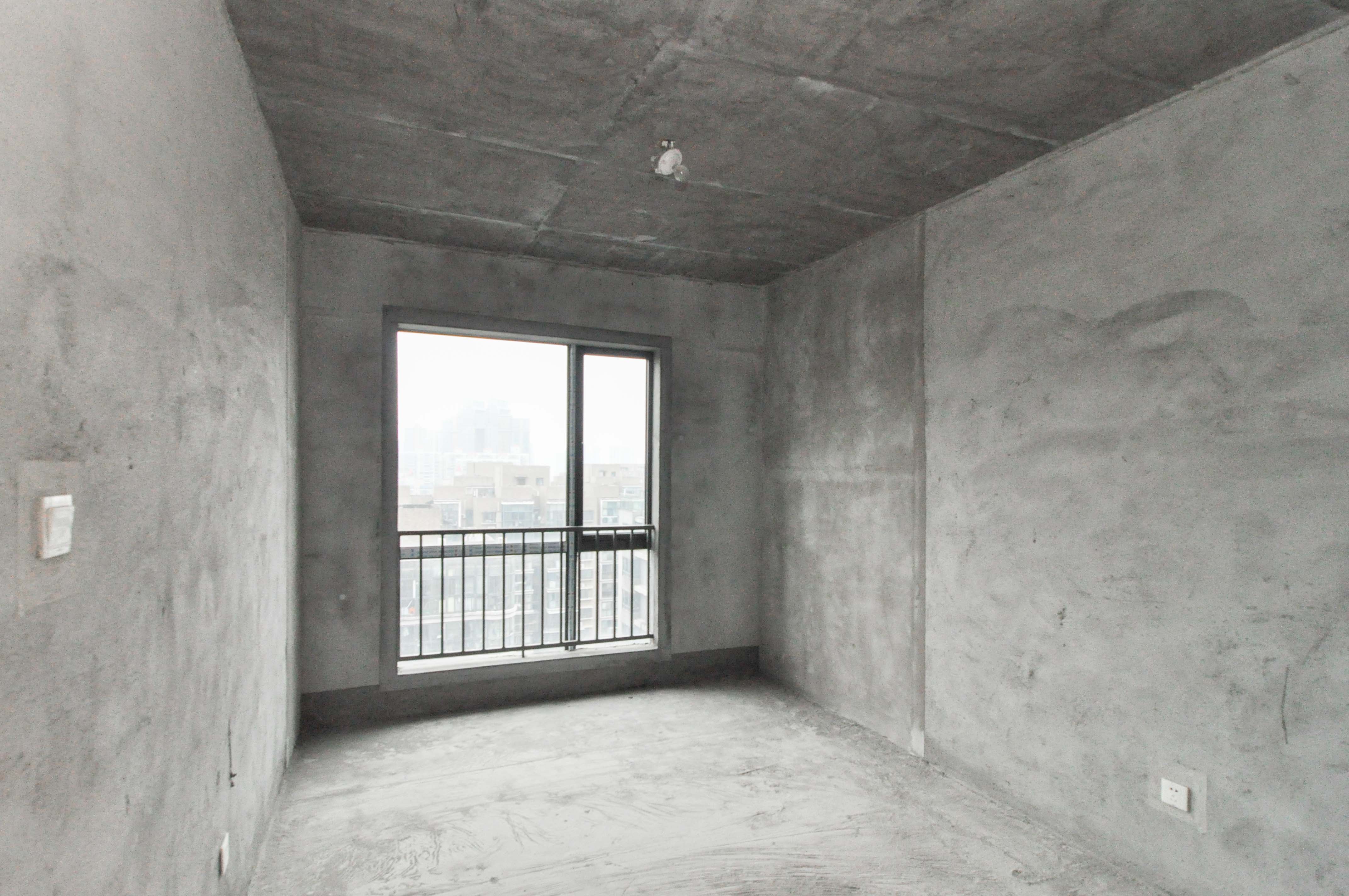 恩瑞御西湖 4室2厅2卫 245.0万 恩瑞御西湖 4室2厅2卫 245.0万其他