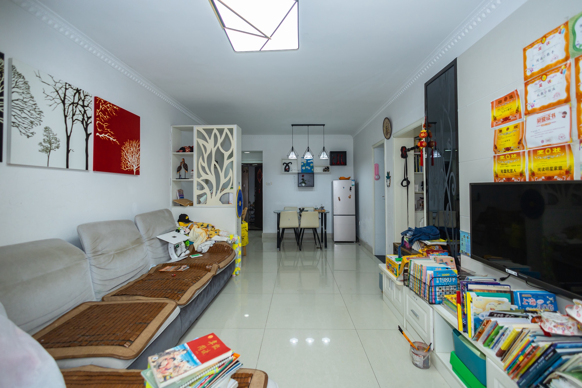 蝴蝶谷 2室2厅1卫 49.79万 蝴蝶谷 2室2厅1卫 49.79万客厅