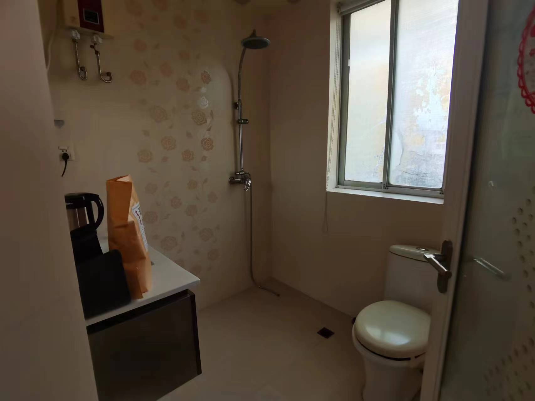 天台小区 0室0厅0卫 79.0万 天台小区 0室0厅0卫 79.0万室内图