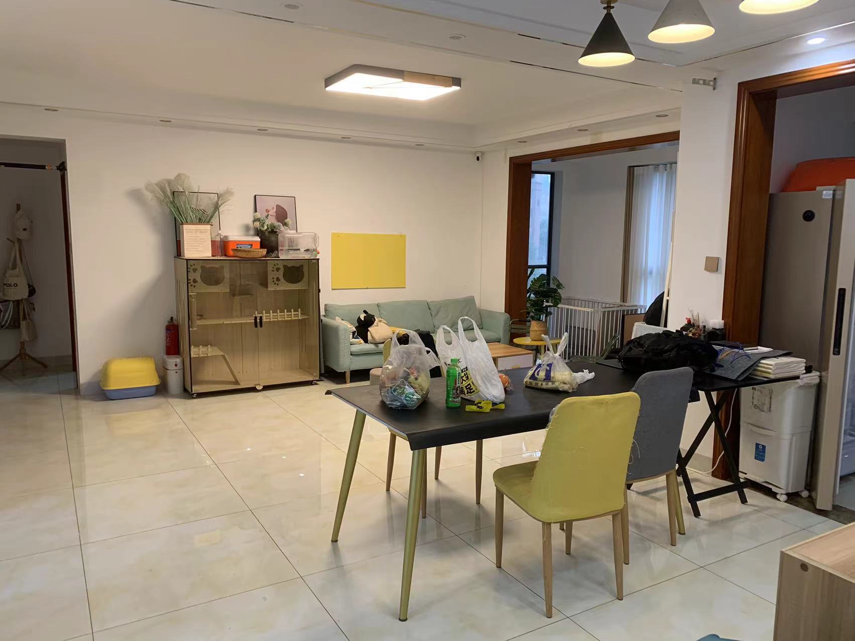 城市公园 3室2厅1卫 56.0万 城市公园 3室2厅1卫 56.0万室内图