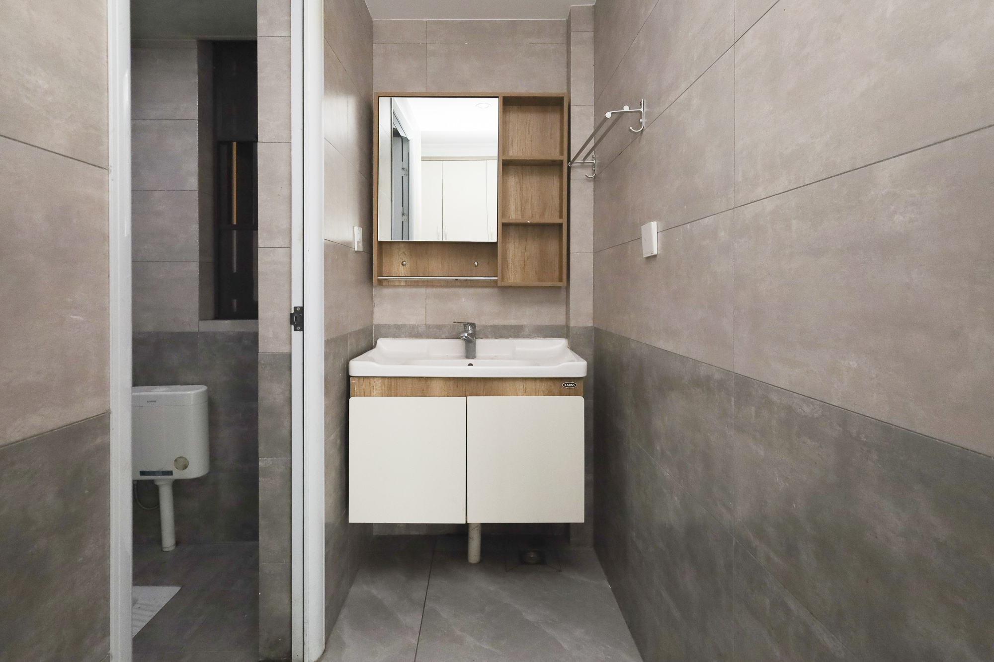 美来美城市广场 4室2厅2卫 95.0万 美来美城市广场 4室2厅2卫 95.0万卫生间