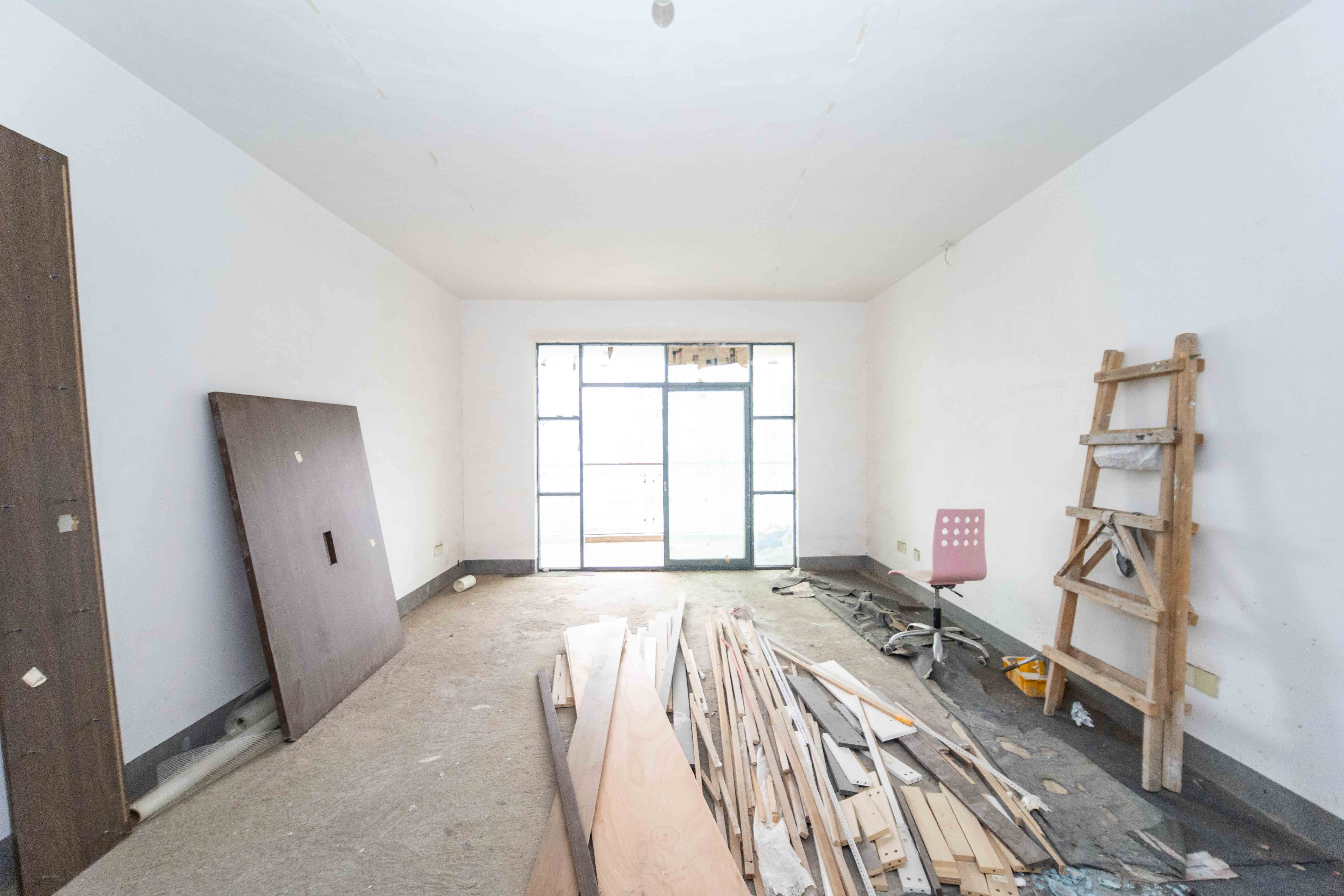 仁和香堤雅境  4室2厅2卫    120.0万 仁和香堤雅境  4室2厅2卫    120.0万客厅