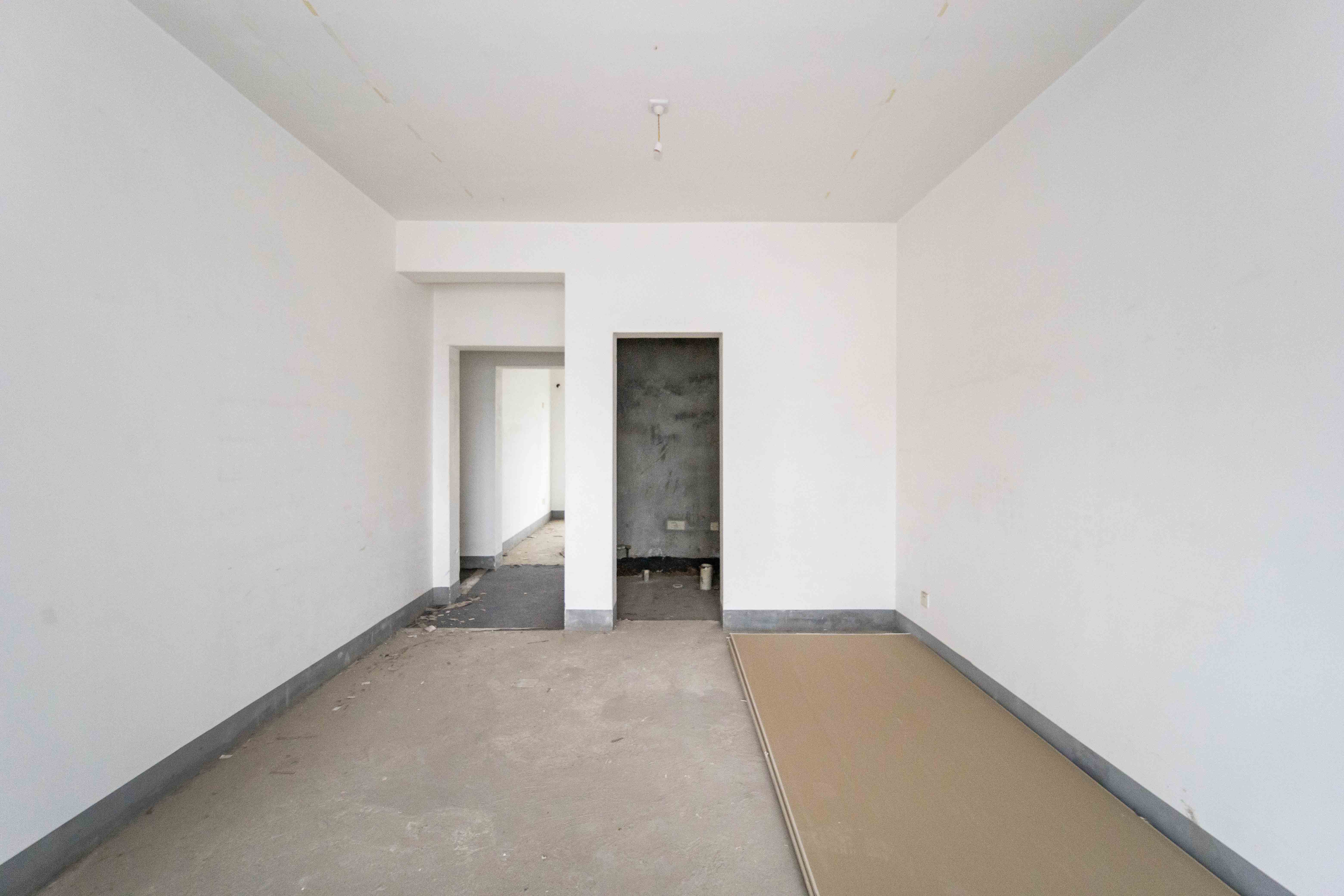 仁和香堤雅境  4室2厅2卫    120.0万 仁和香堤雅境  4室2厅2卫    120.0万卧室