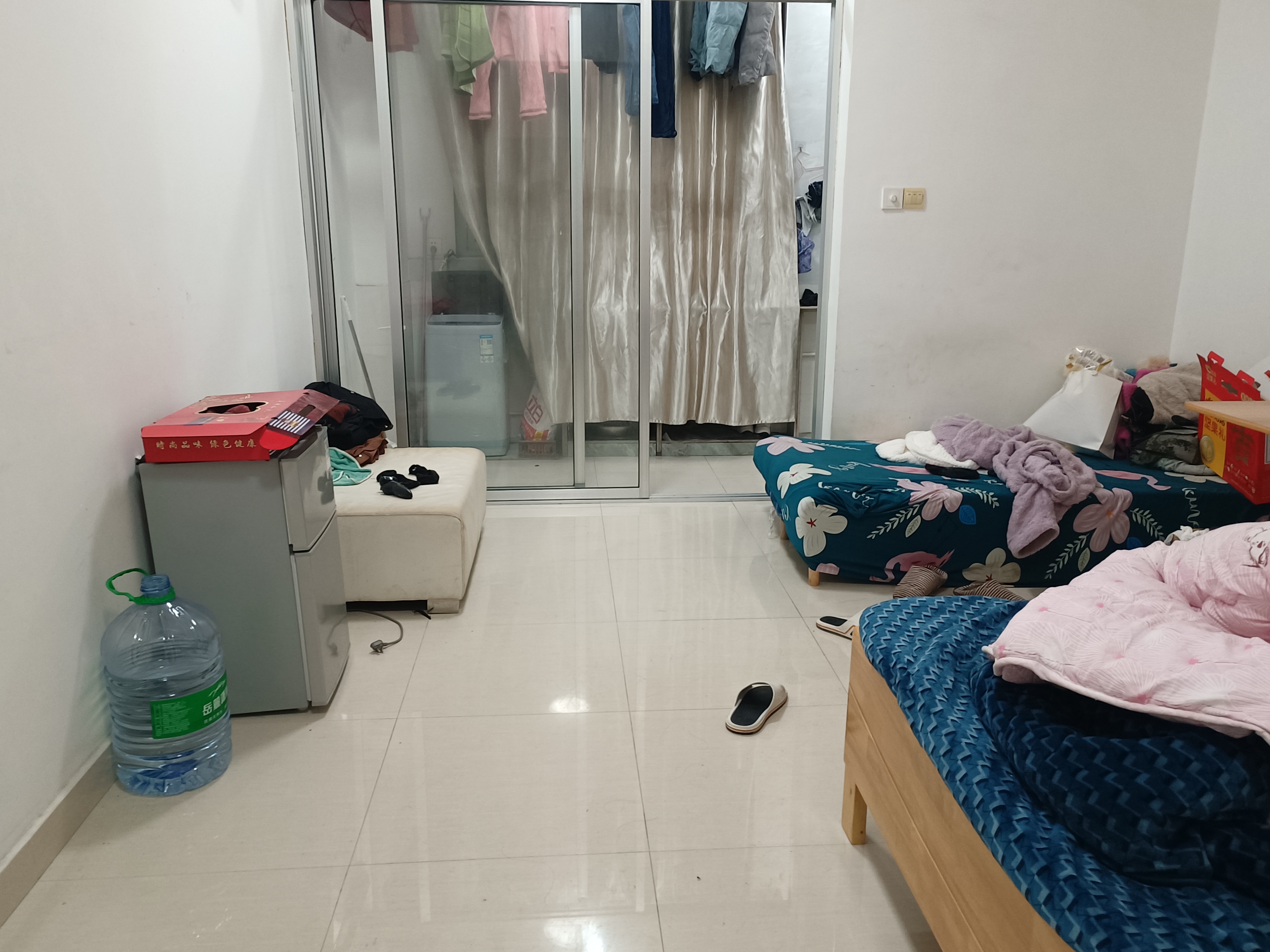 蓝筹公寓1栋 1室1厅1卫 15.8万 蓝筹公寓1栋 1室1厅1卫 15.8万室内图