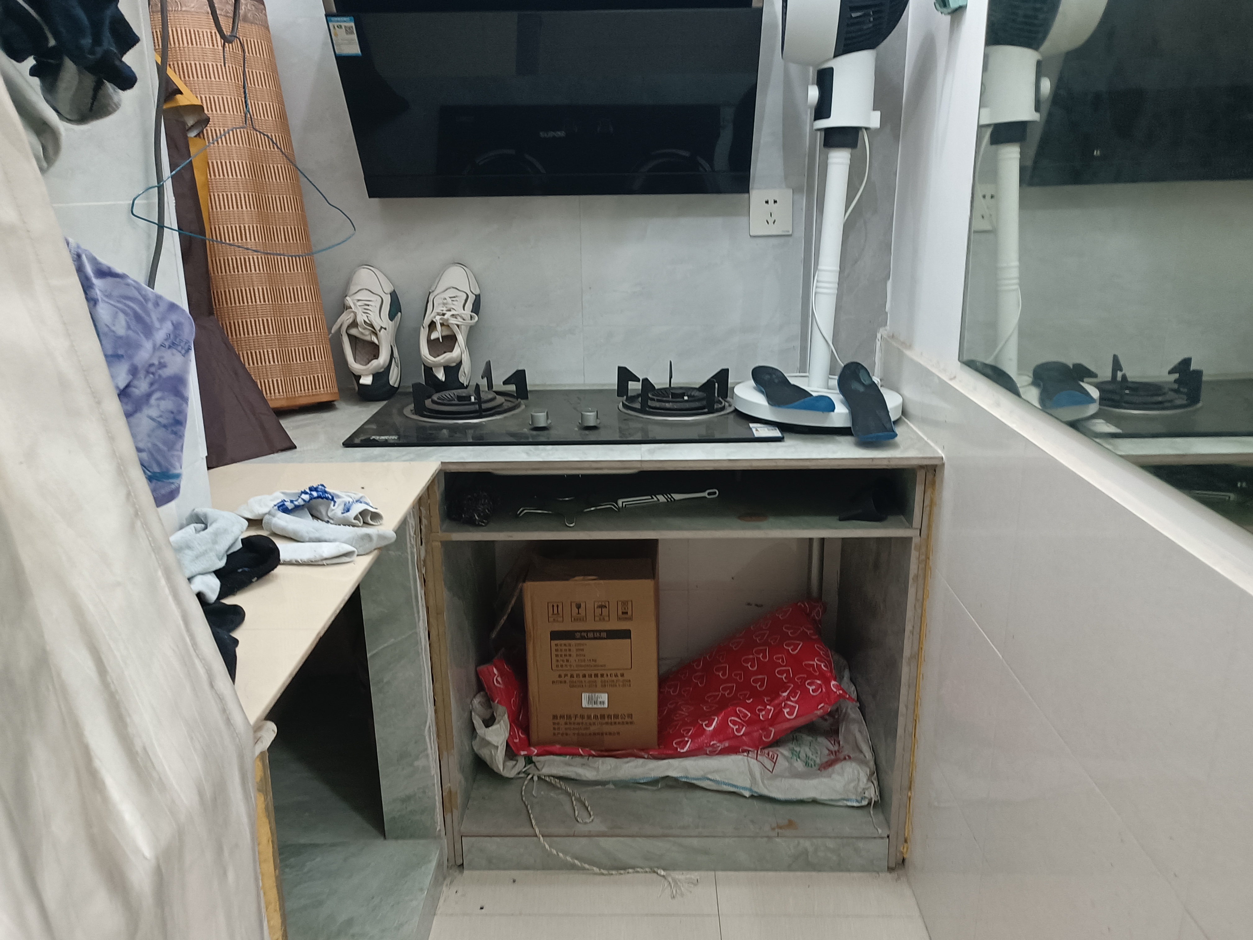 蓝筹公寓1栋 1室1厅1卫 15.8万 蓝筹公寓1栋 1室1厅1卫 15.8万室内图