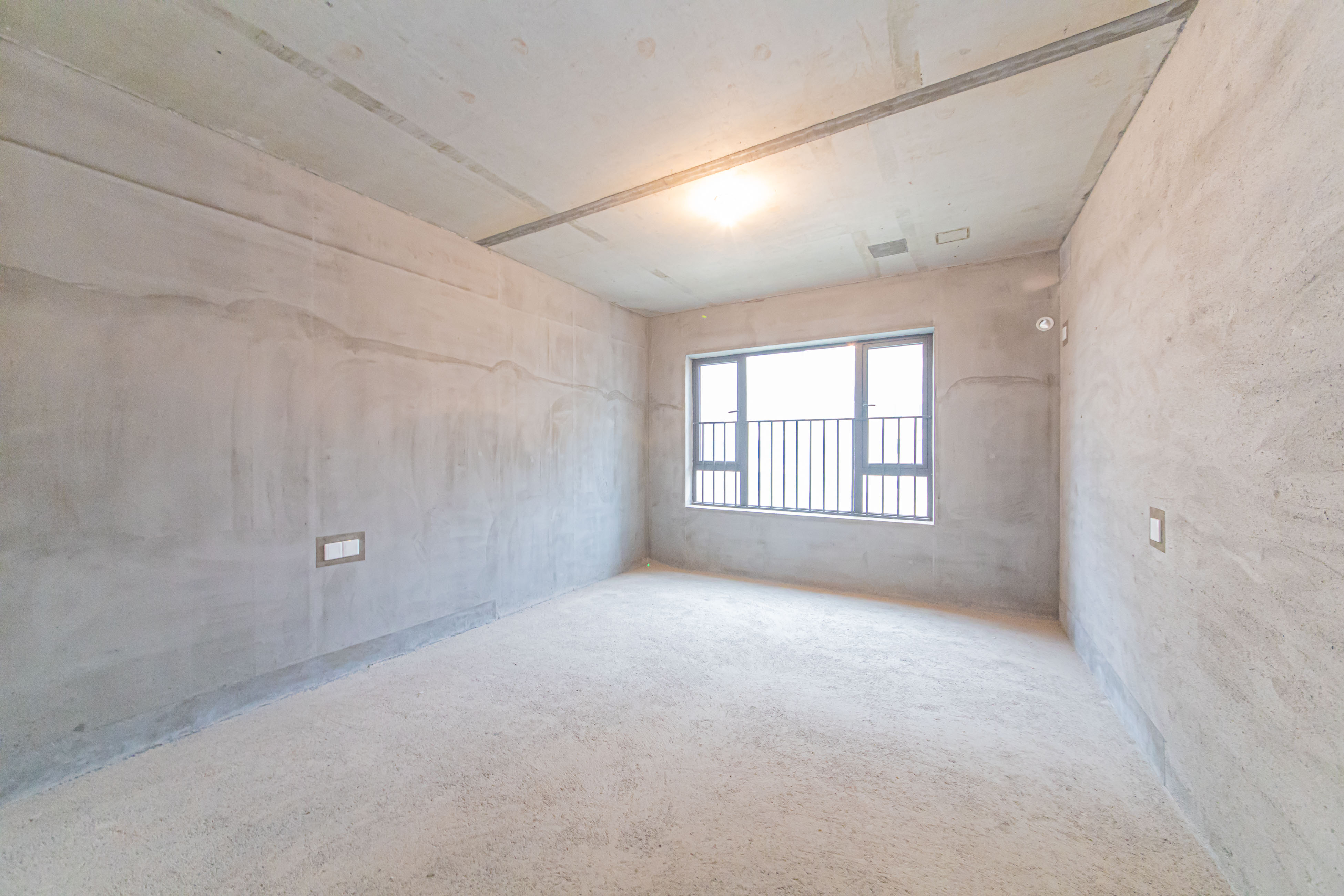 长沙美的梧桐庄园  5室2厅3卫    240.0万卧室