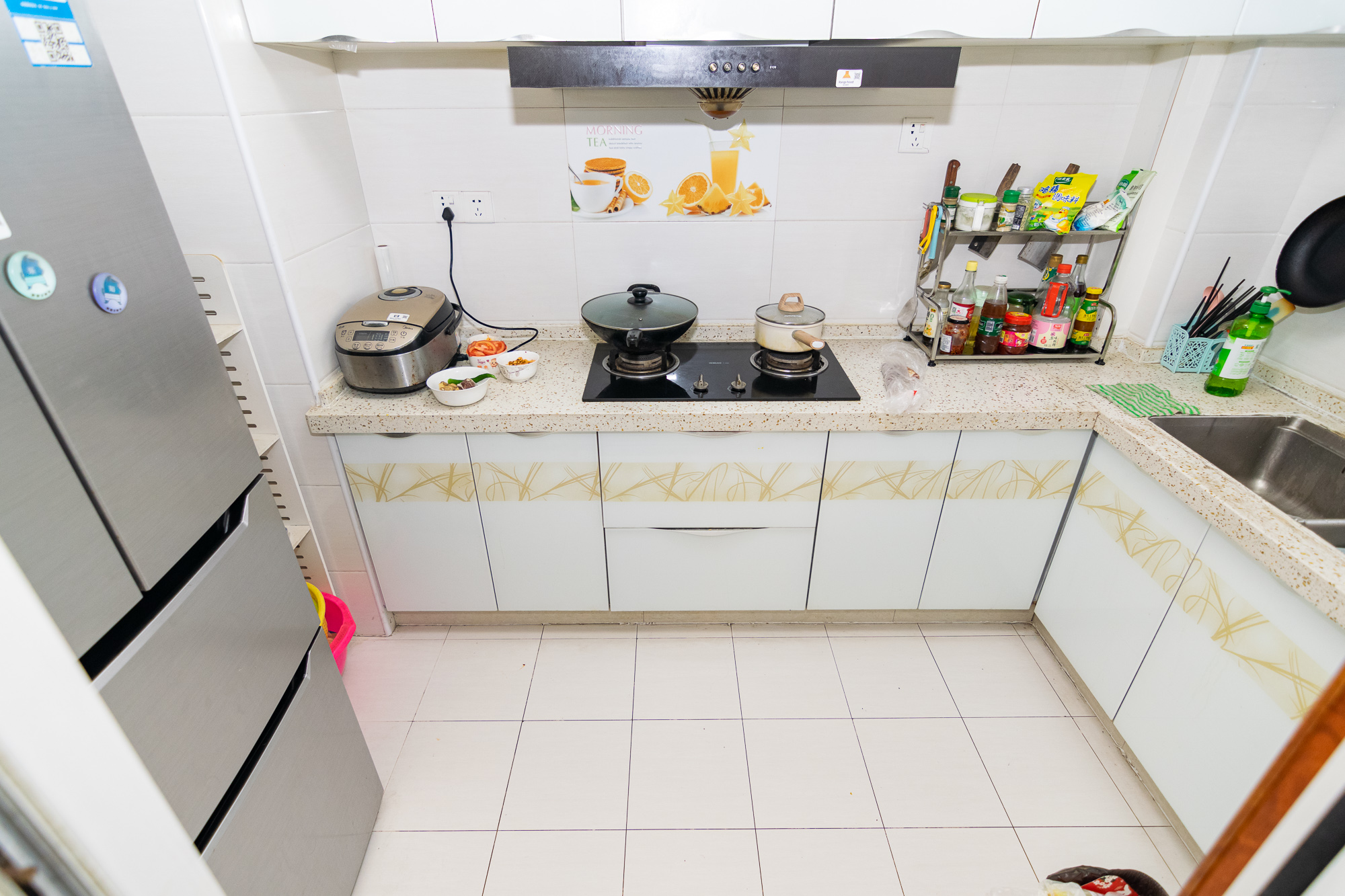 金地三千府(金地湖山樾、金地自在城) 3室2厅1卫 70.0万 金地三千府(金地湖山樾、金地自在城) 3室2厅1卫 70.0万厨房