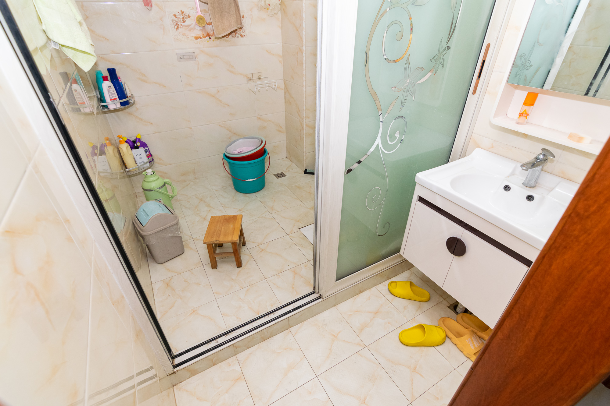 金地三千府(金地湖山樾、金地自在城) 3室2厅1卫 70.0万 金地三千府(金地湖山樾、金地自在城) 3室2厅1卫 70.0万卫生间