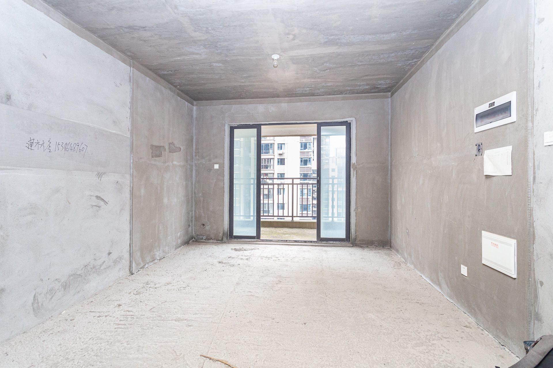 勤诚达境界城 4室2厅2卫 110.0万 勤诚达境界城 4室2厅2卫 110.0万客厅