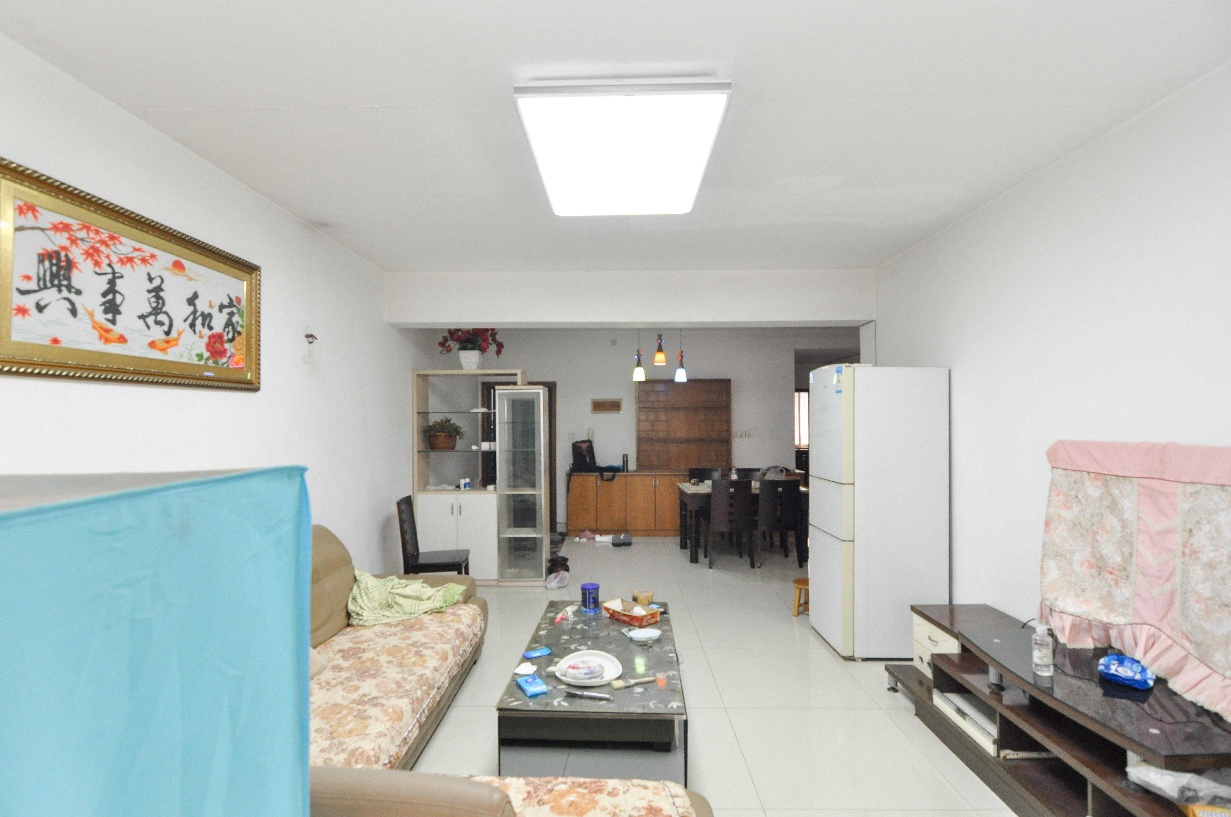 锦绣家园  3室2厅2卫    108.0万 锦绣家园  3室2厅2卫    108.0万客厅