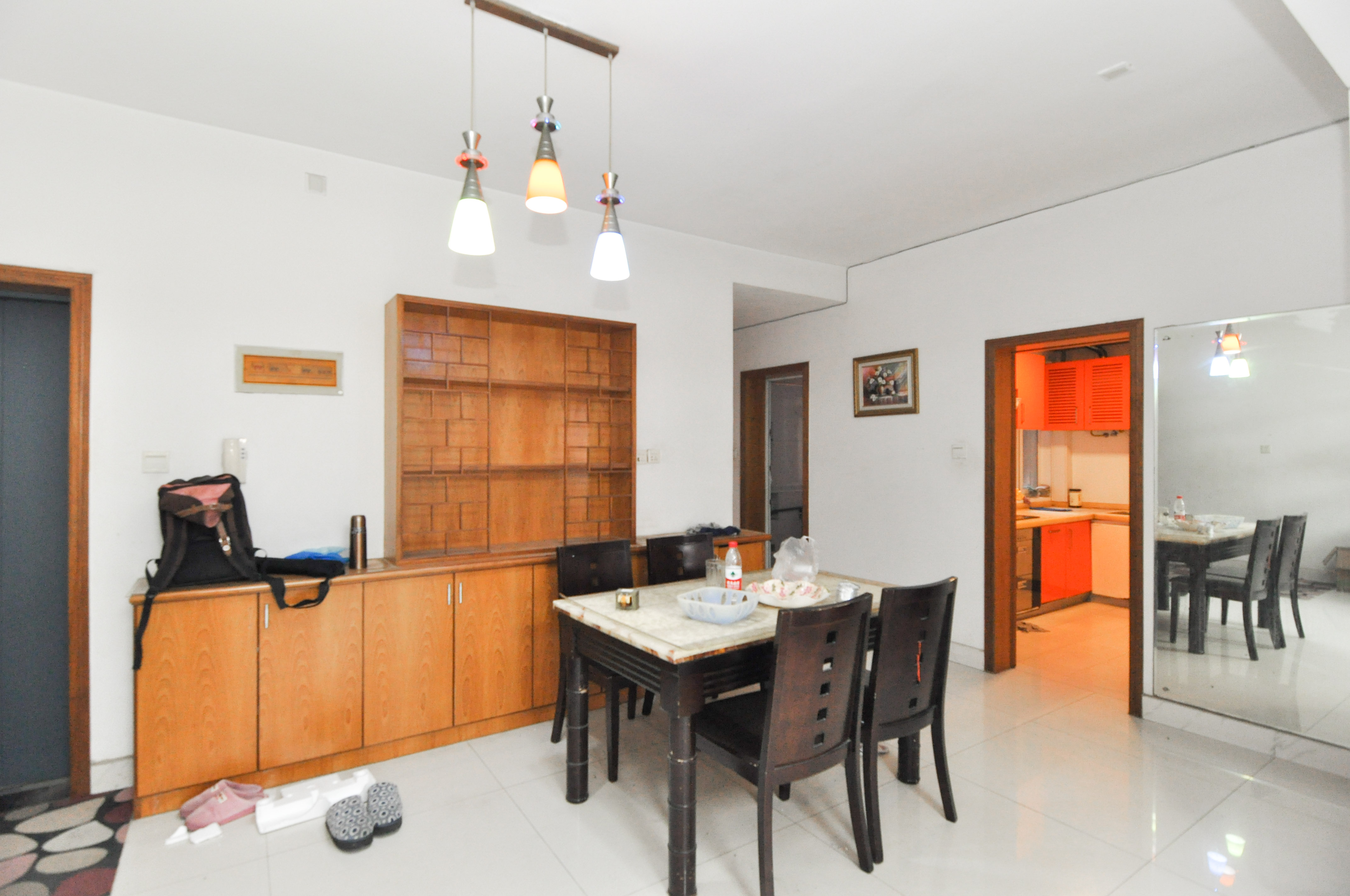 锦绣家园  3室2厅2卫    108.0万 锦绣家园  3室2厅2卫    108.0万客厅