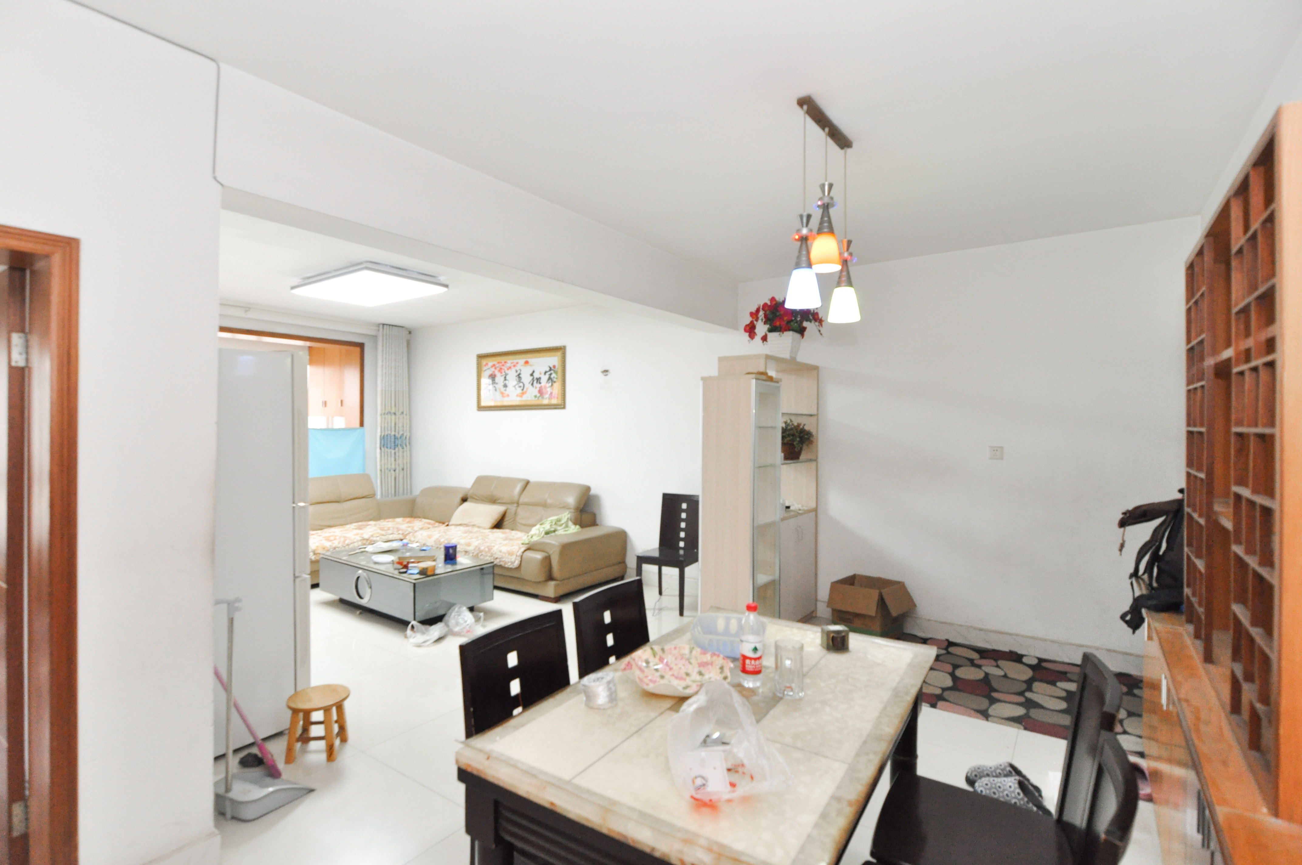 锦绣家园  3室2厅2卫    108.0万 锦绣家园  3室2厅2卫    108.0万客厅