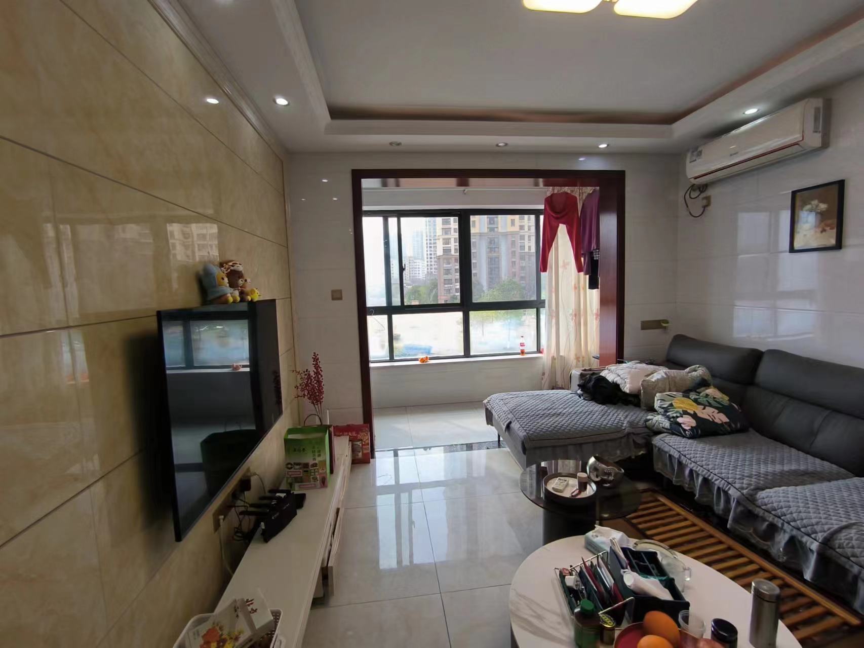 佳兆业金域天下三期 3室2厅1卫 46.8万 佳兆业金域天下三期 3室2厅1卫 46.8万室内图