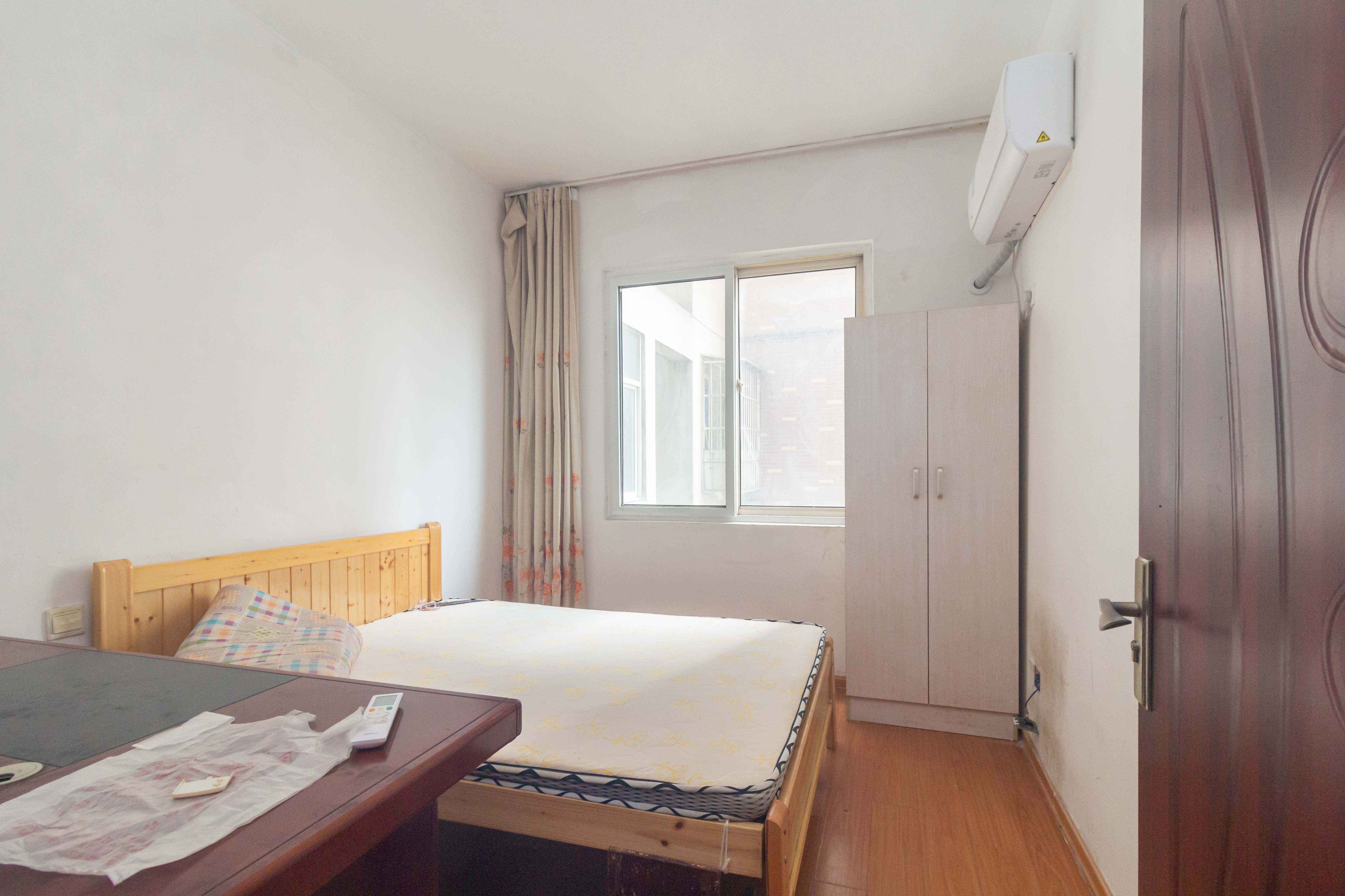 未来蜂巢 4室2厅2卫 68.5万 未来蜂巢 4室2厅2卫 68.5万卧室