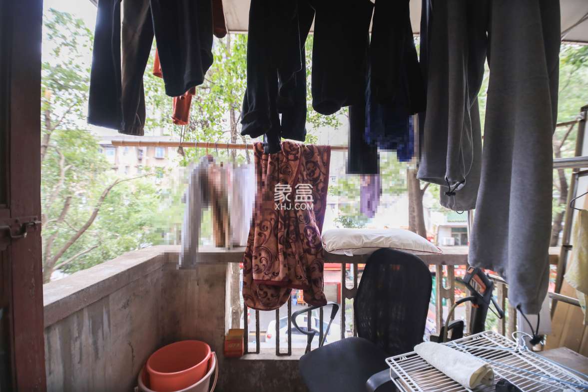 砂子塘社区  2室2厅1卫   58.00万 砂子塘社区  2室2厅1卫   58.00万其他