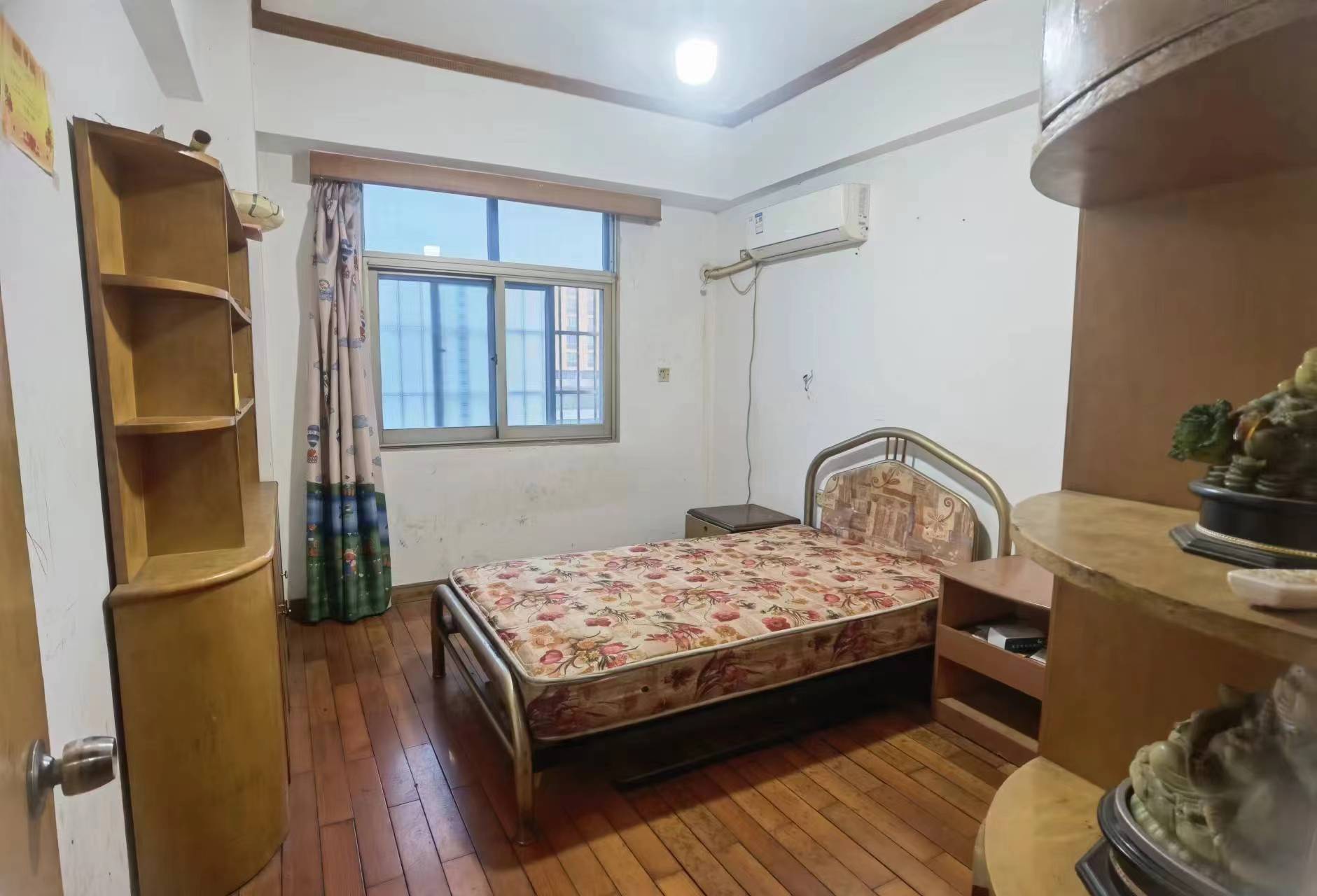 房兴大厦  3室2厅1卫    45.0万 房兴大厦  3室2厅1卫    45.0万室内图